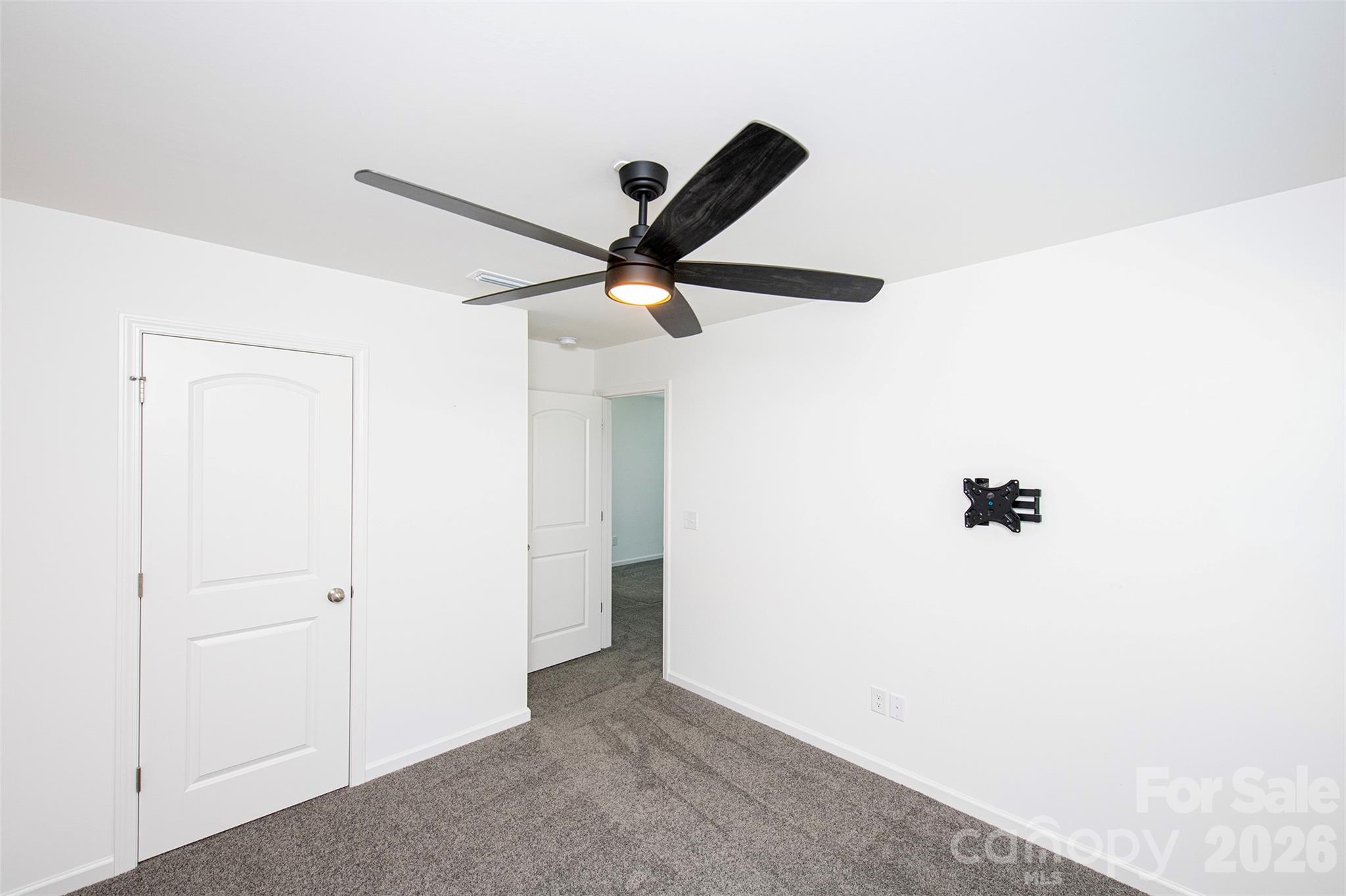 105 Charleston Gray Way Property Photo 18