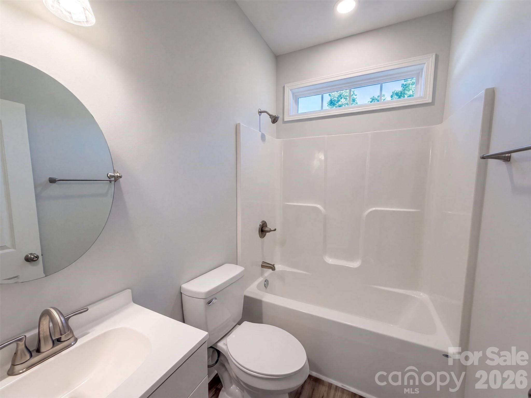 604 Stewart Court Property Photo 8