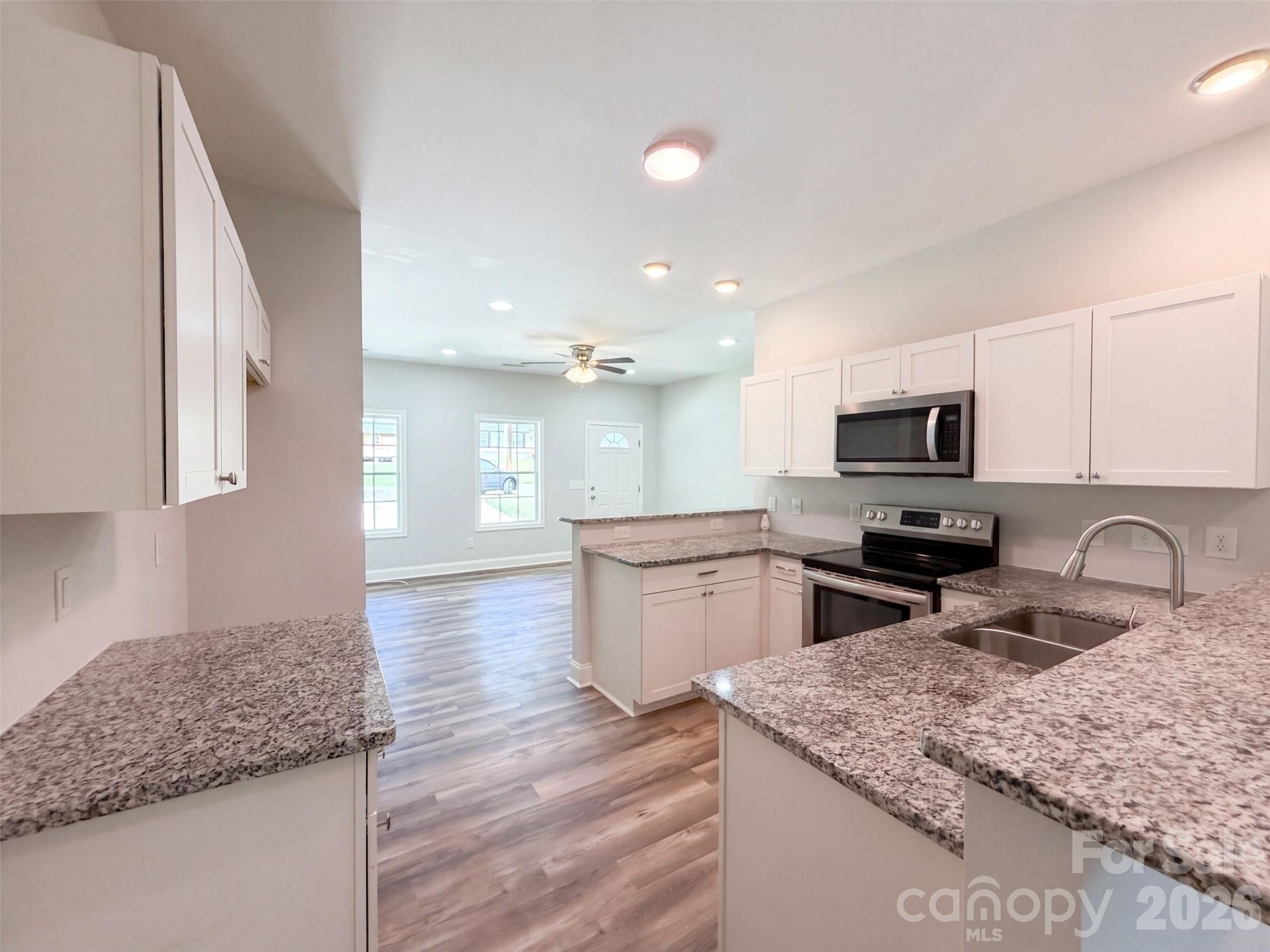 604 Stewart Court Property Photo 11