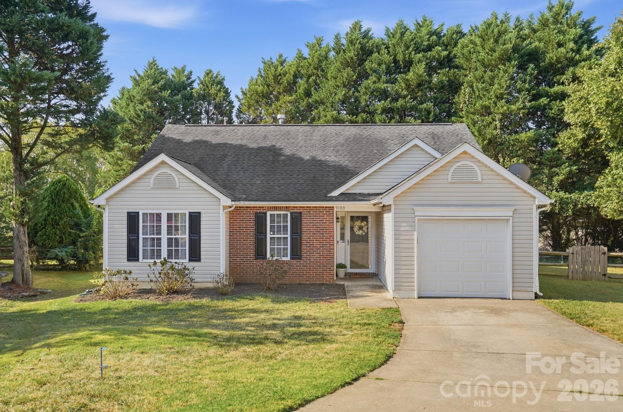 9100 Royal Highlands Court Property Photo 1