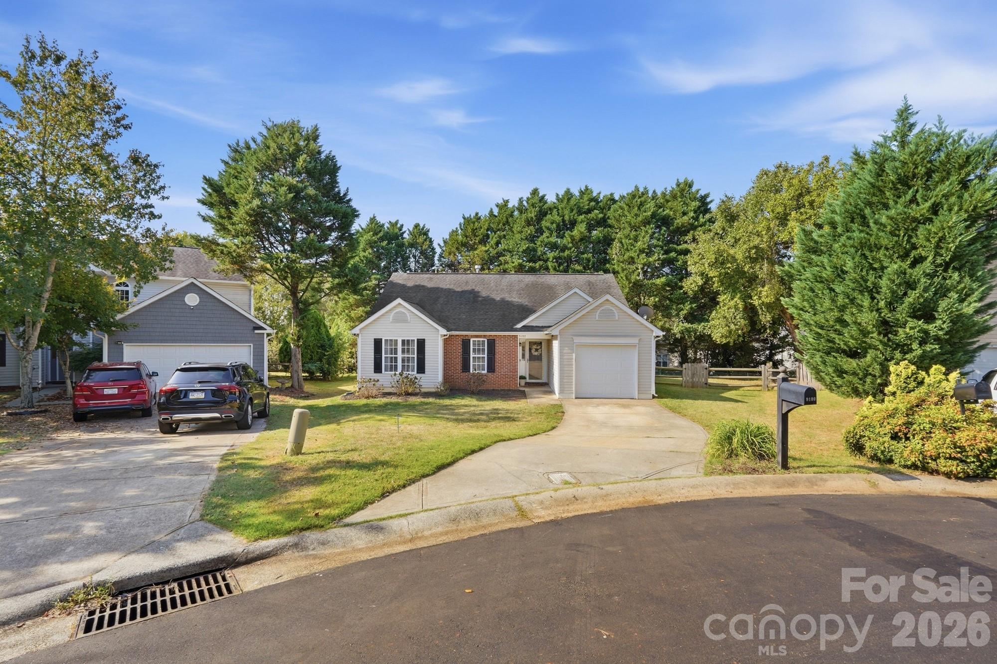 9100 Royal Highlands Court Property Photo 3