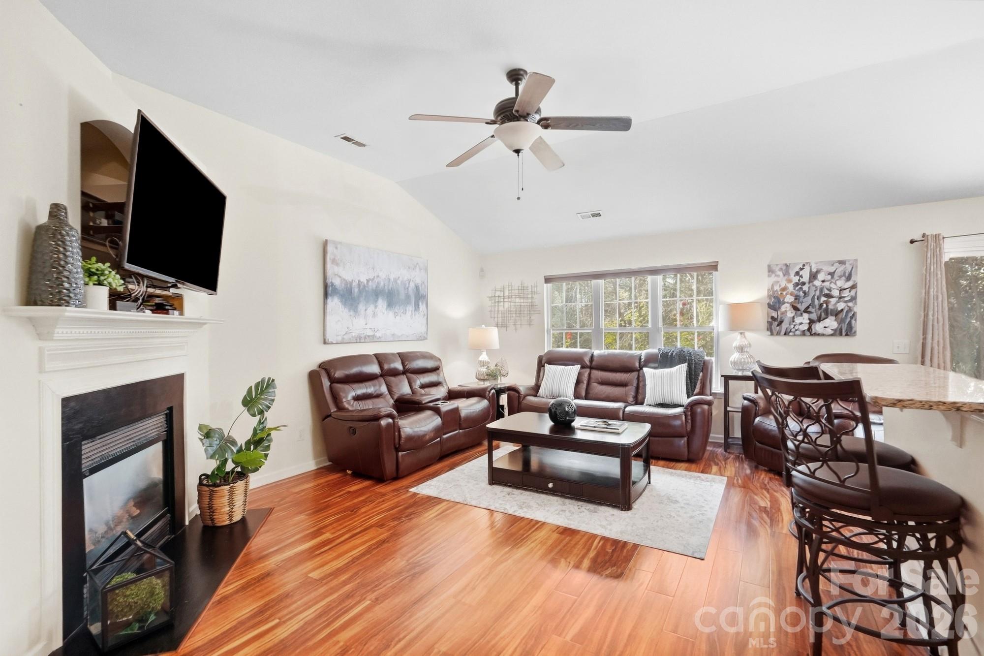 9100 Royal Highlands Court Property Photo 11