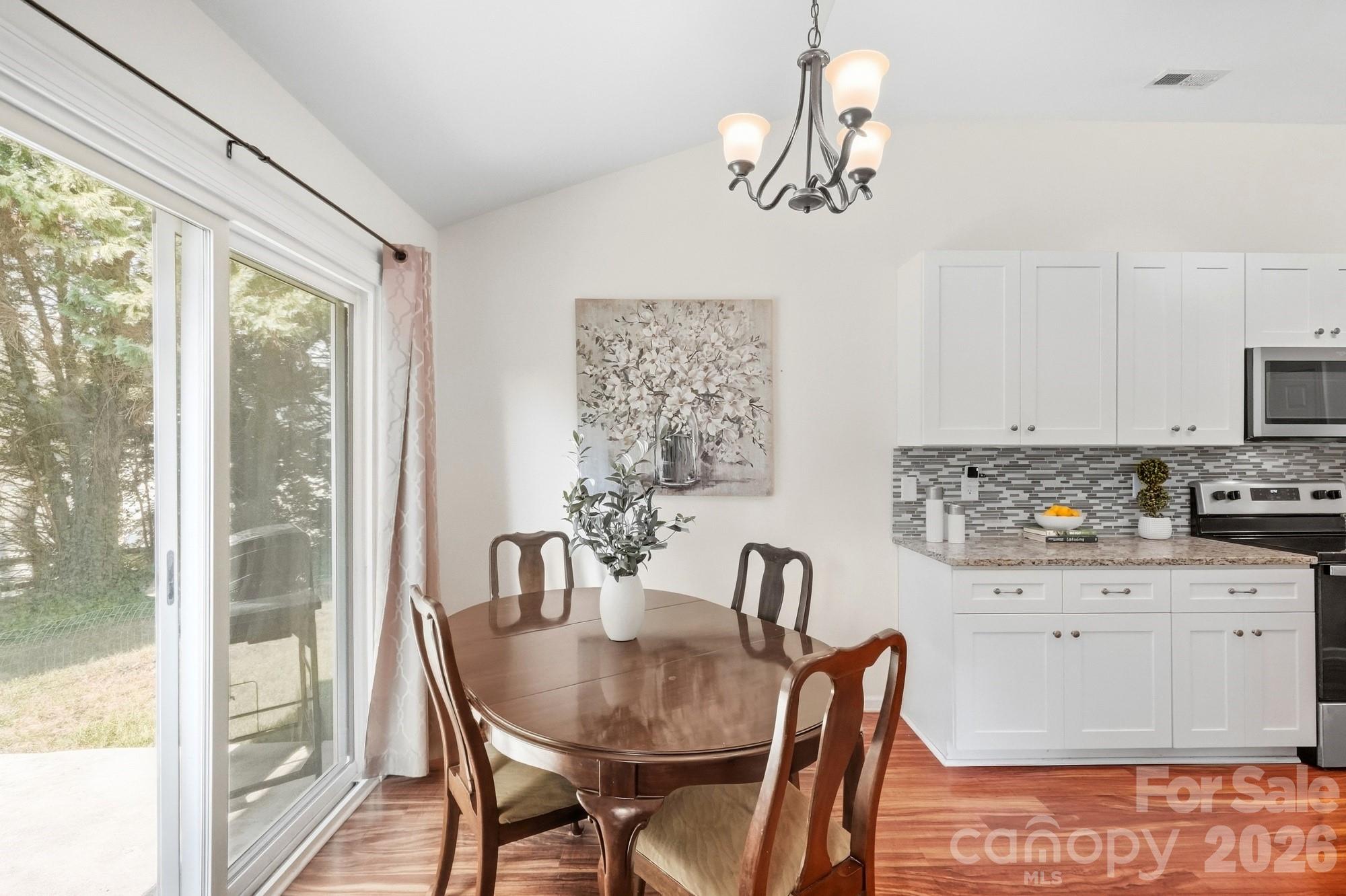 9100 Royal Highlands Court Property Photo 16