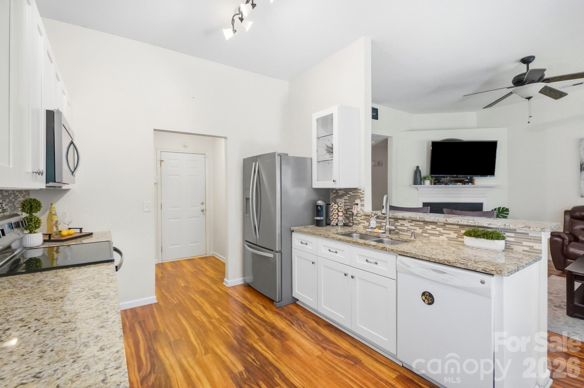9100 Royal Highlands Court Property Photo 21