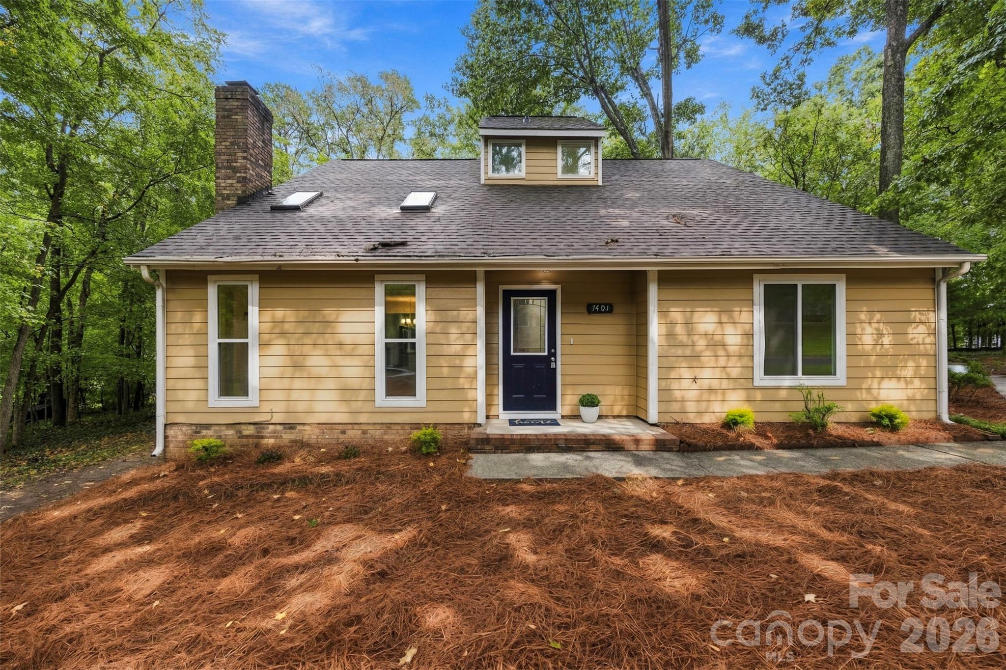 7401 Park Vista Circle Property Photo 1