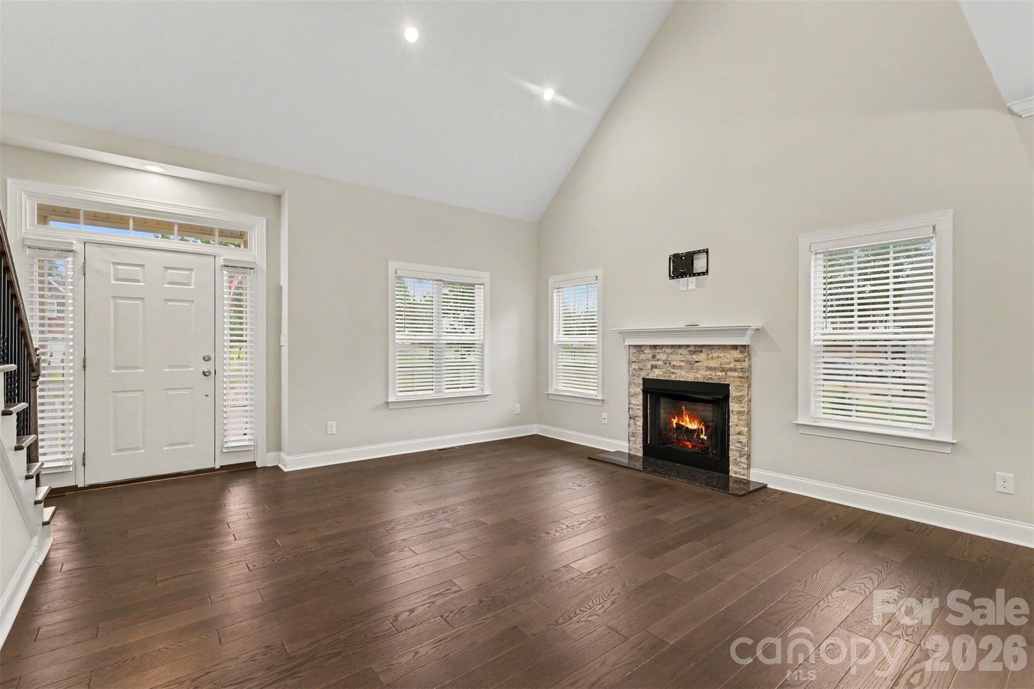 3743 Travertine Drive Property Photo 4