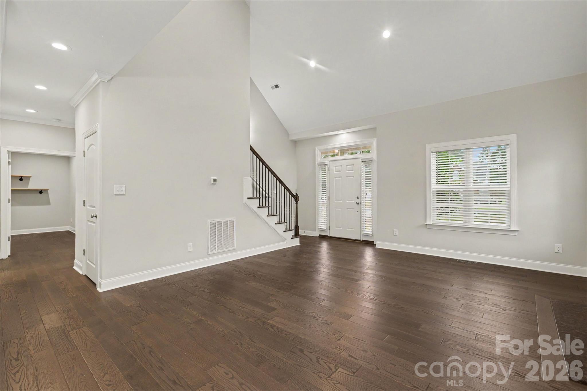 3743 Travertine Drive Property Photo 6