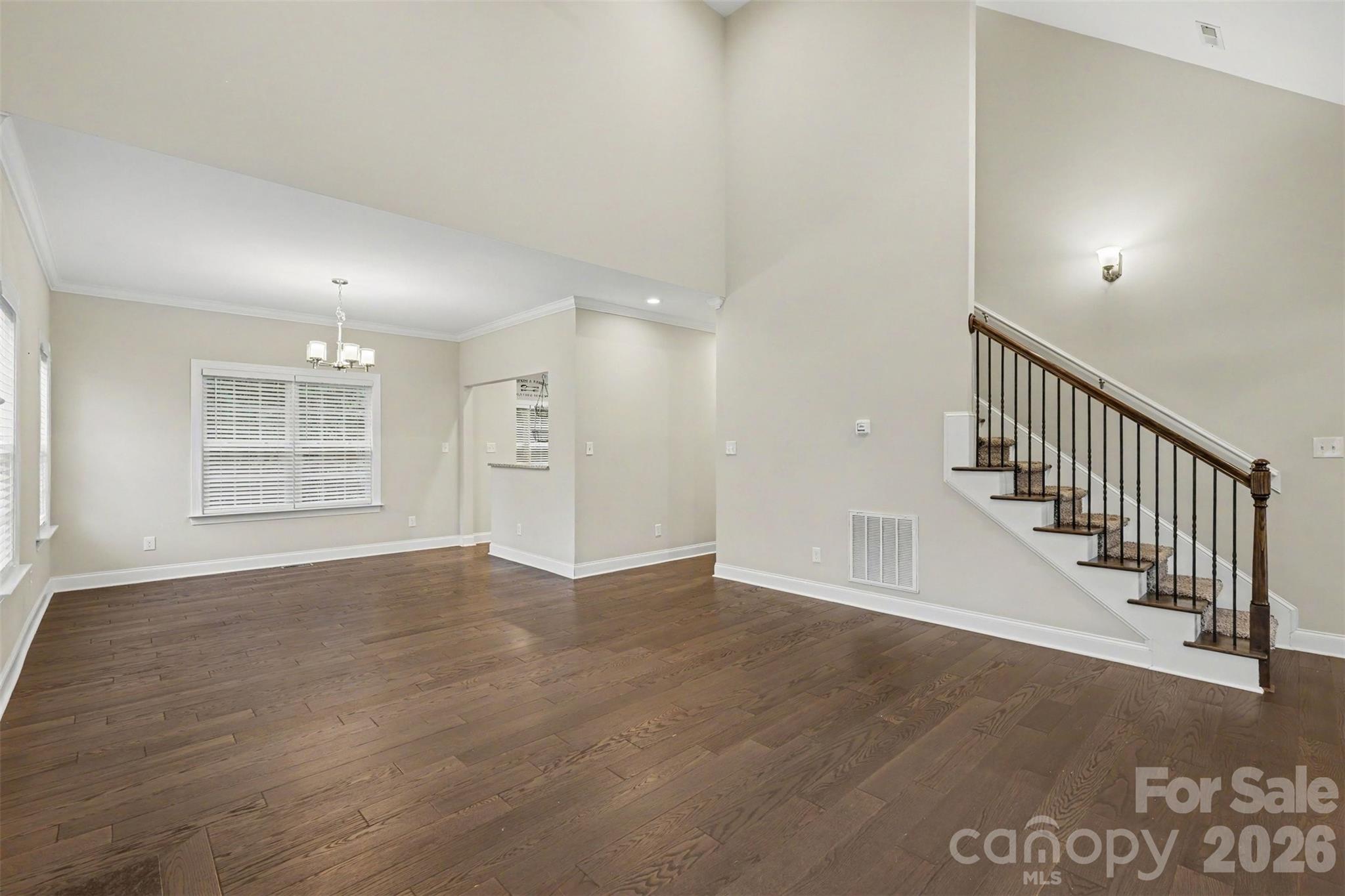3743 Travertine Drive Property Photo 7