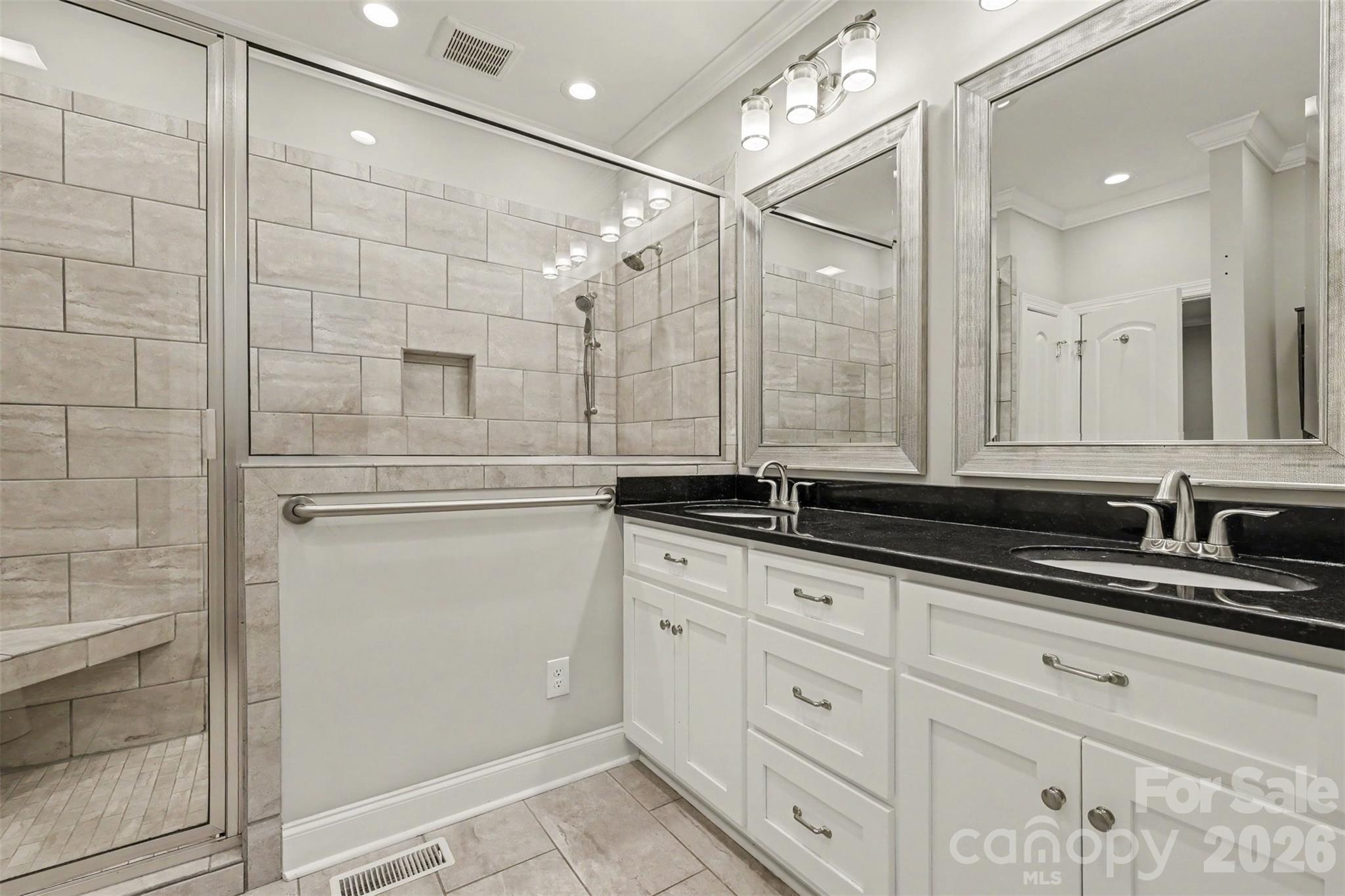 3743 Travertine Drive Property Photo 14