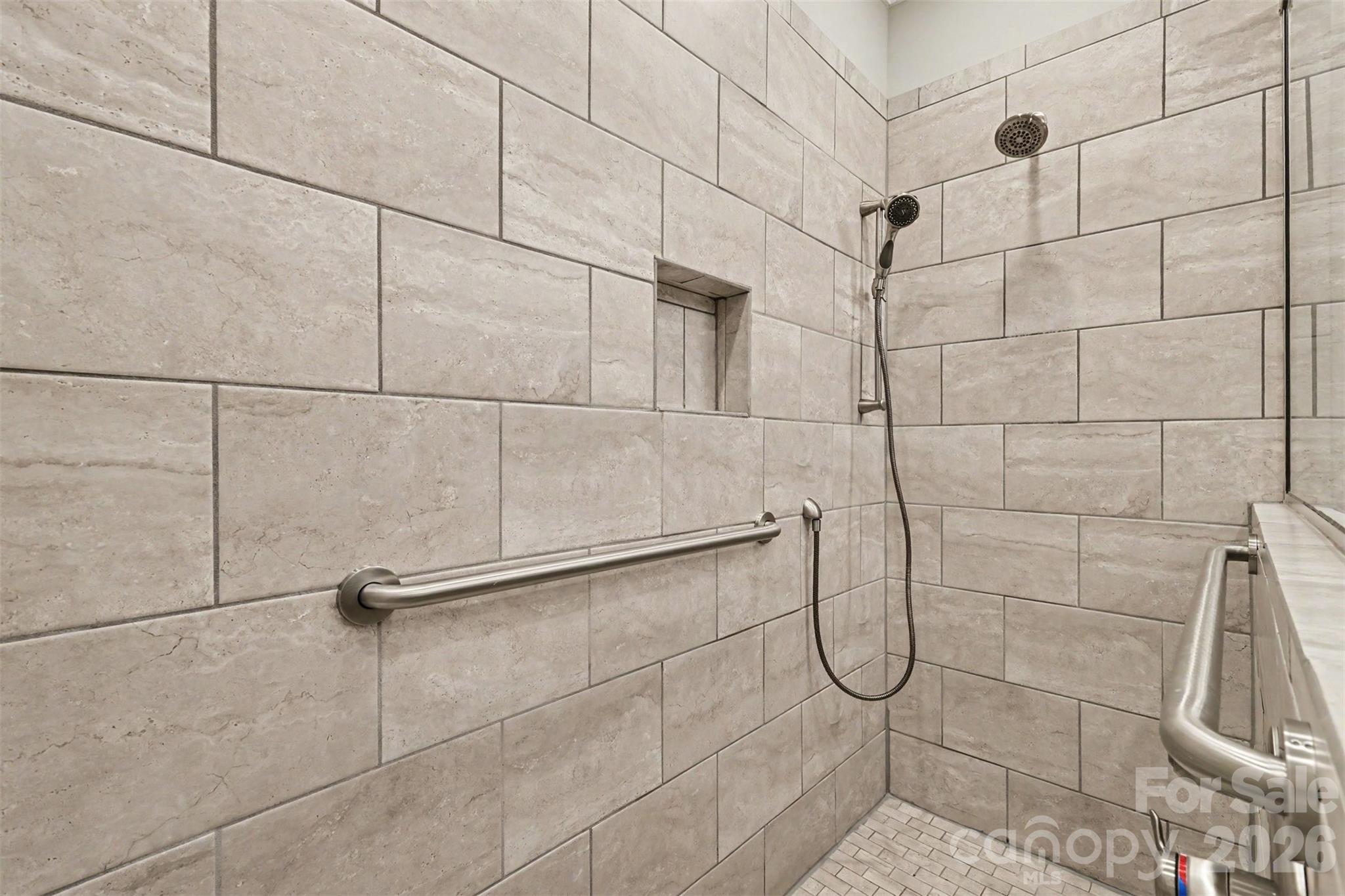 3743 Travertine Drive Property Photo 15