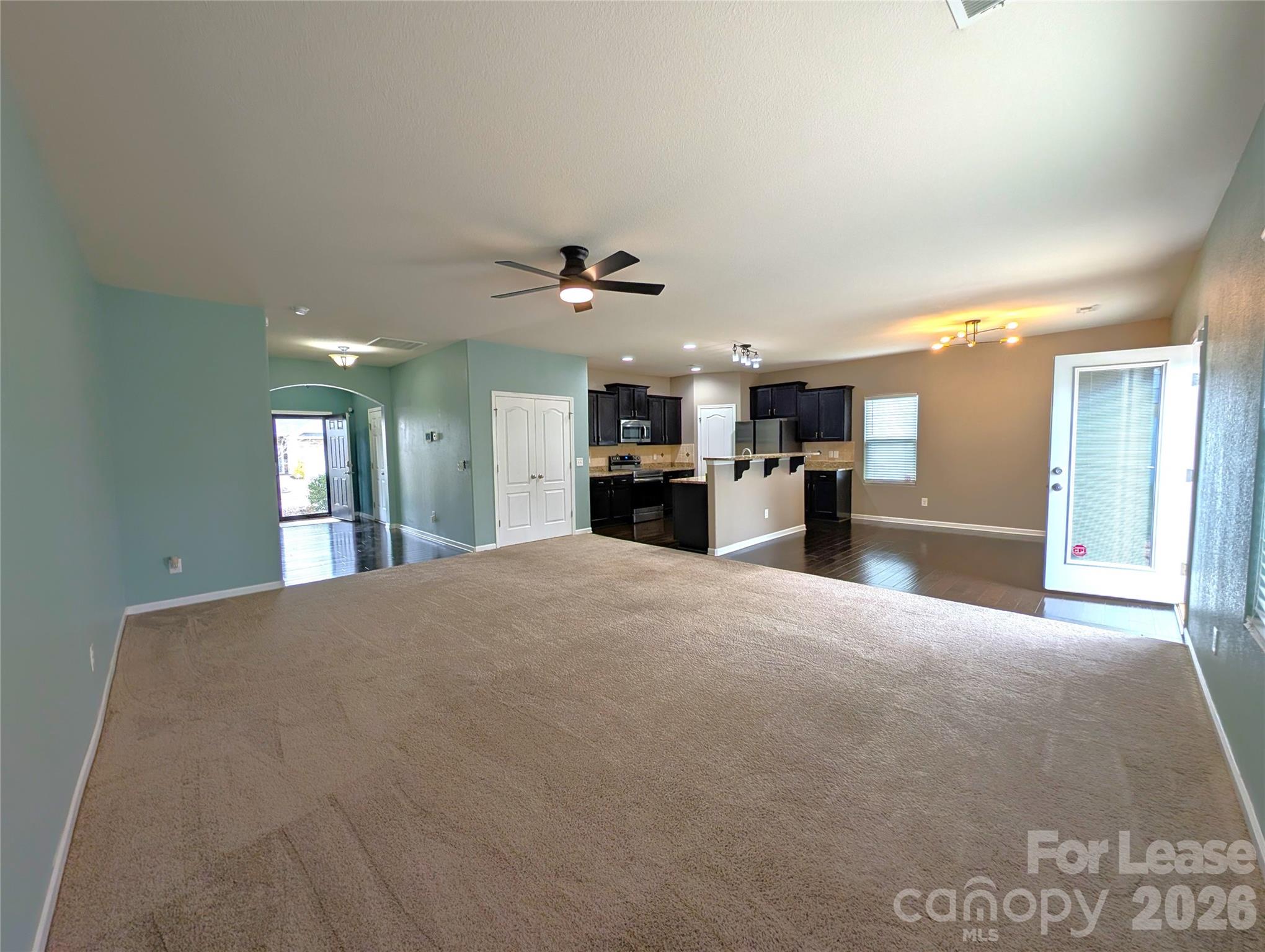 9223 Avery Meadows Drive Property Photo 8