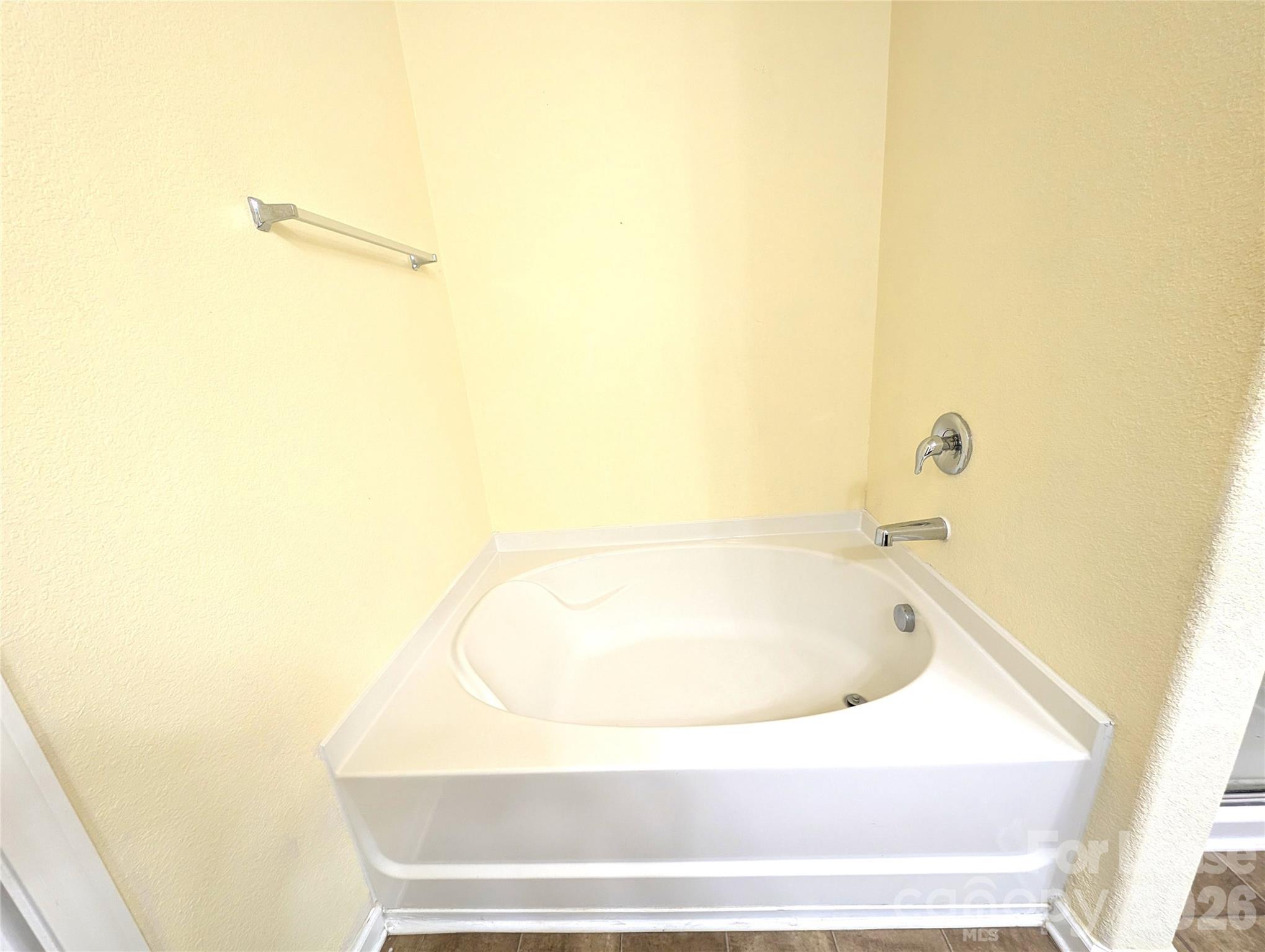 9223 Avery Meadows Drive Property Photo 14