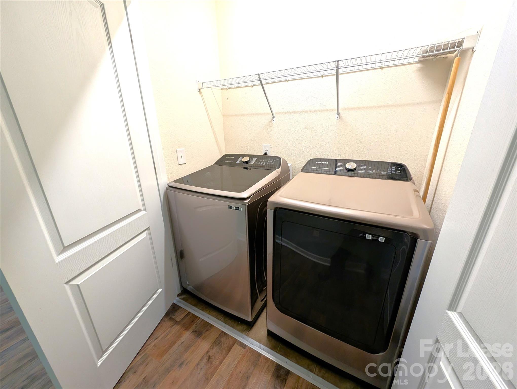 9223 Avery Meadows Drive Property Photo 24