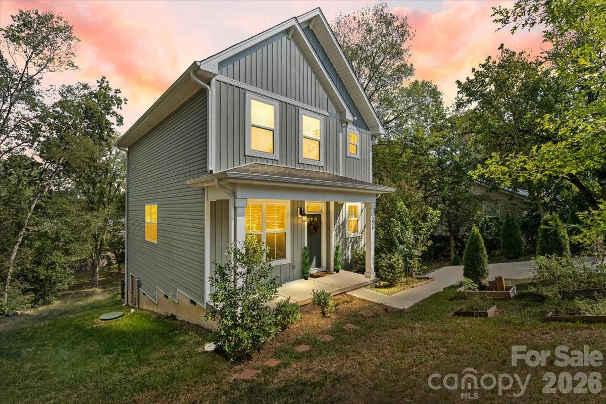 226 1st Street Property Photo 1