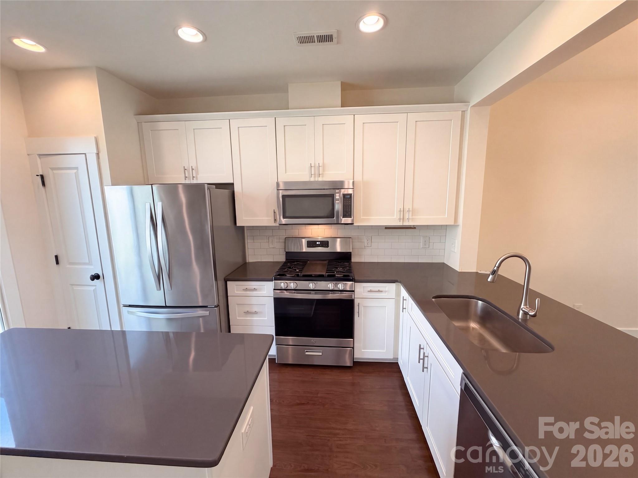 1628 Pat Garrett Street Property Photo 2