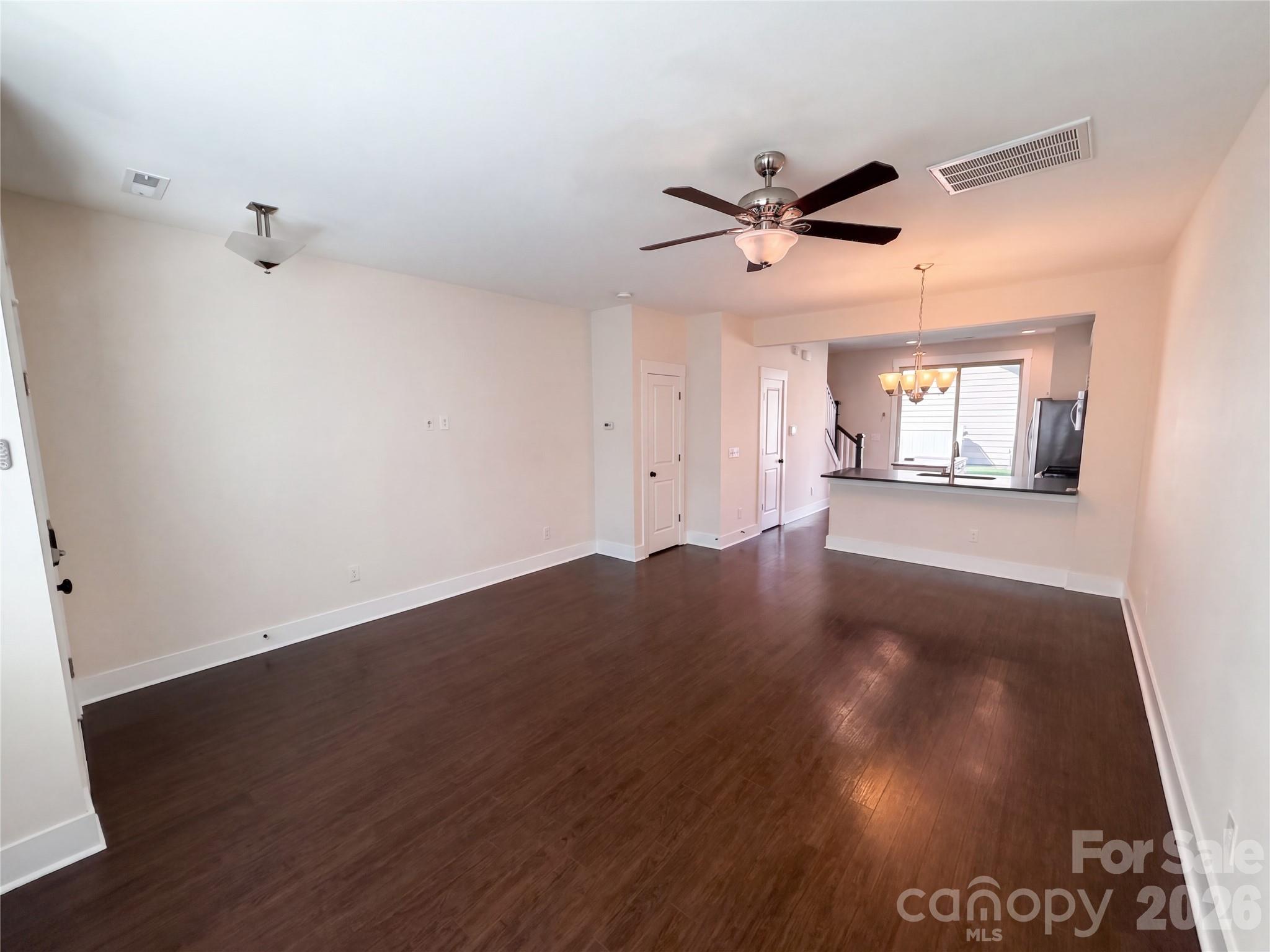 1628 Pat Garrett Street Property Photo 3