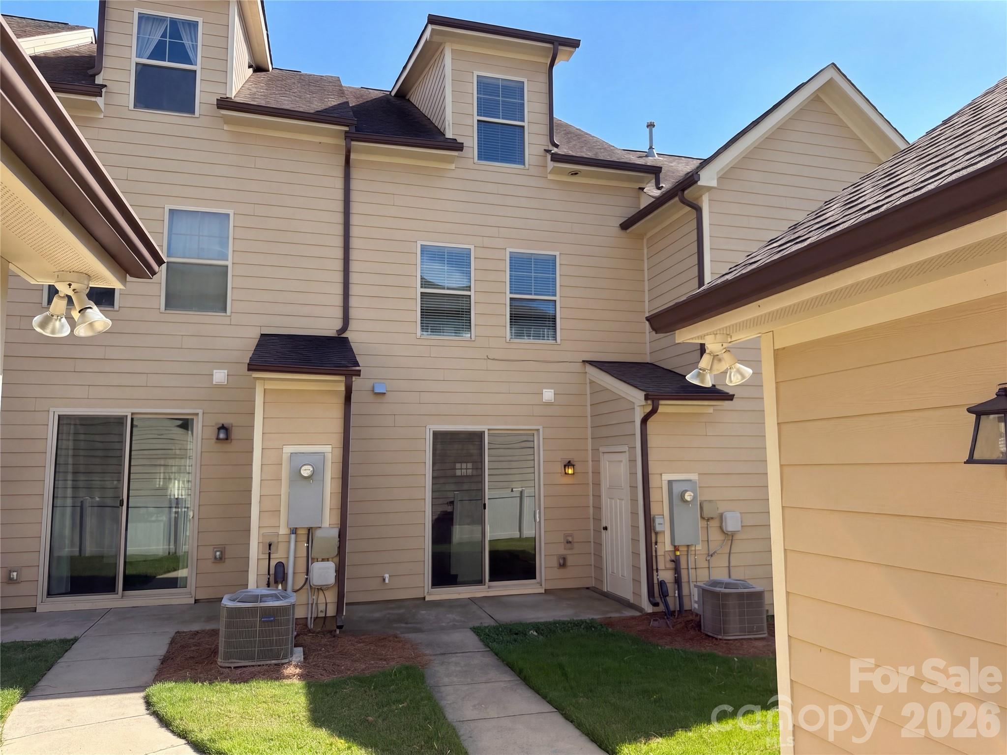1628 Pat Garrett Street Property Photo 23