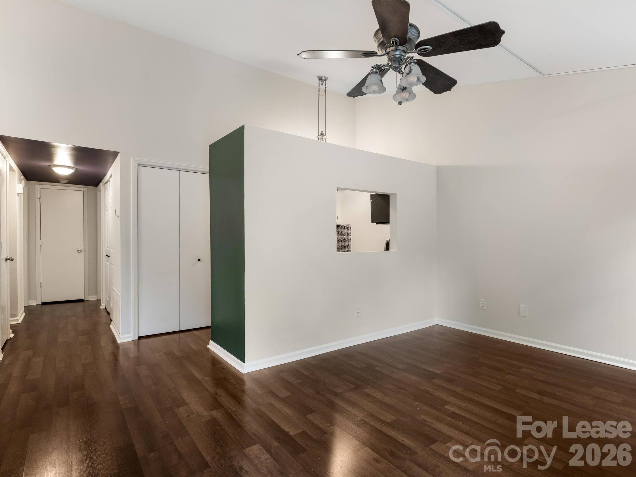 430 Queens Road 632 Property Photo 5