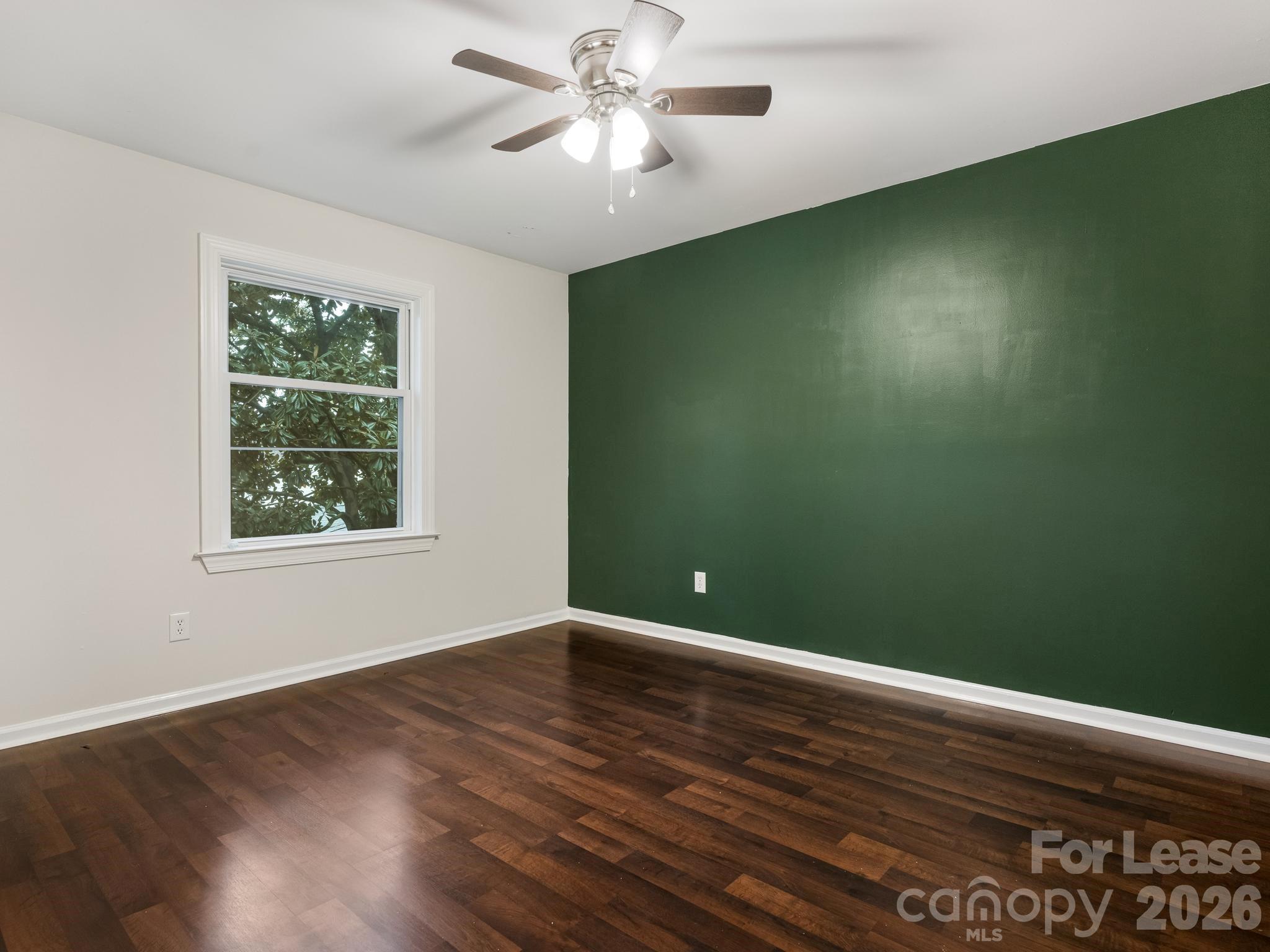 430 Queens Road 632 Property Photo 9