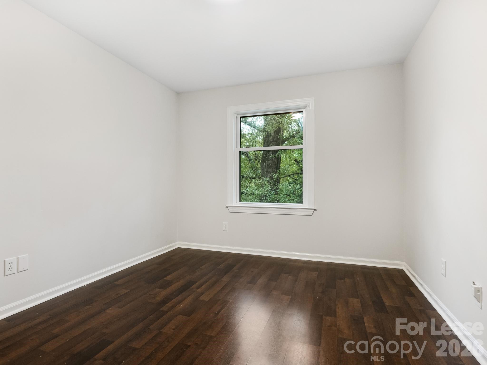 430 Queens Road 632 Property Photo 11