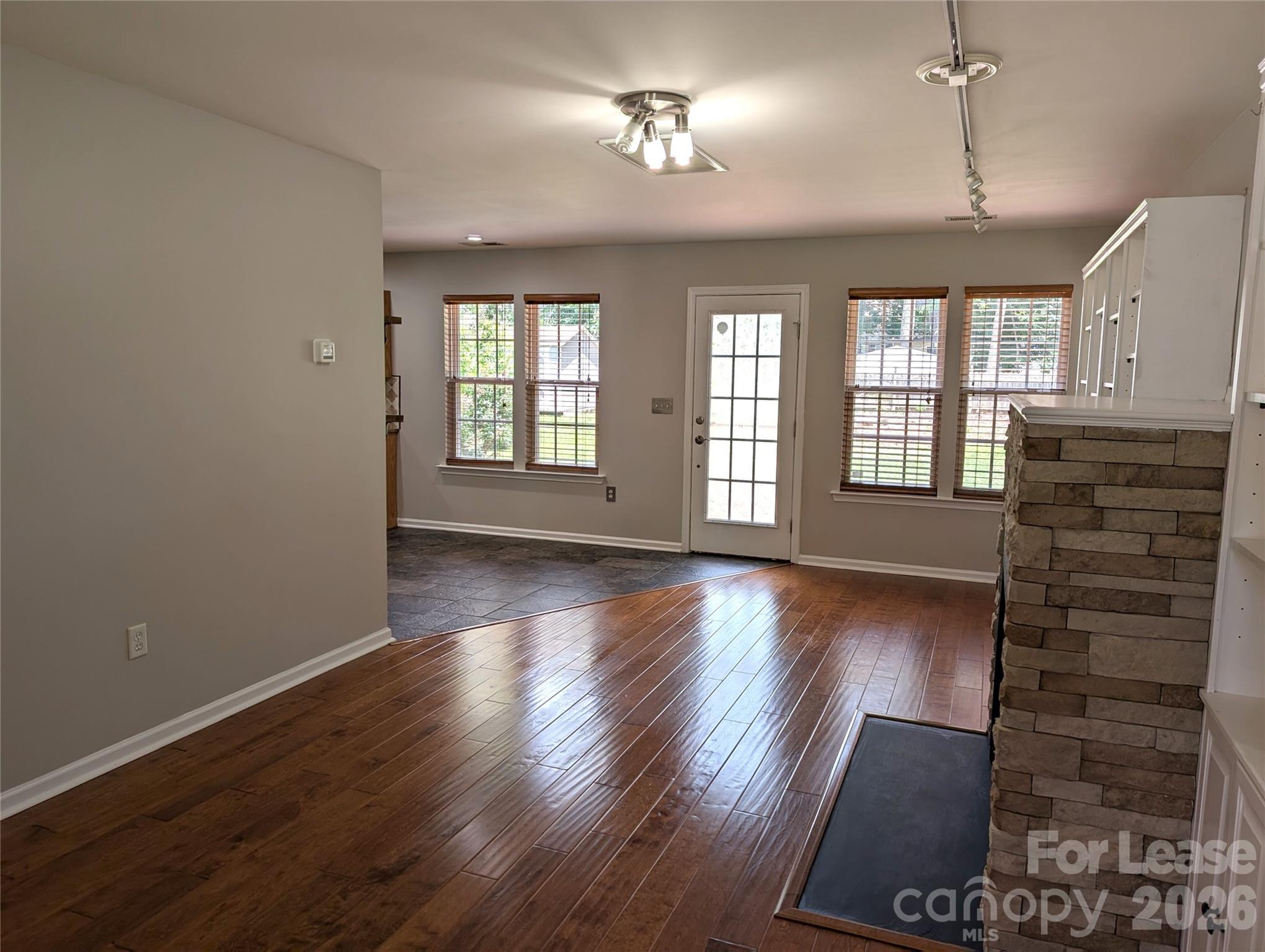 9935 Redbud Tree Court Property Photo 8