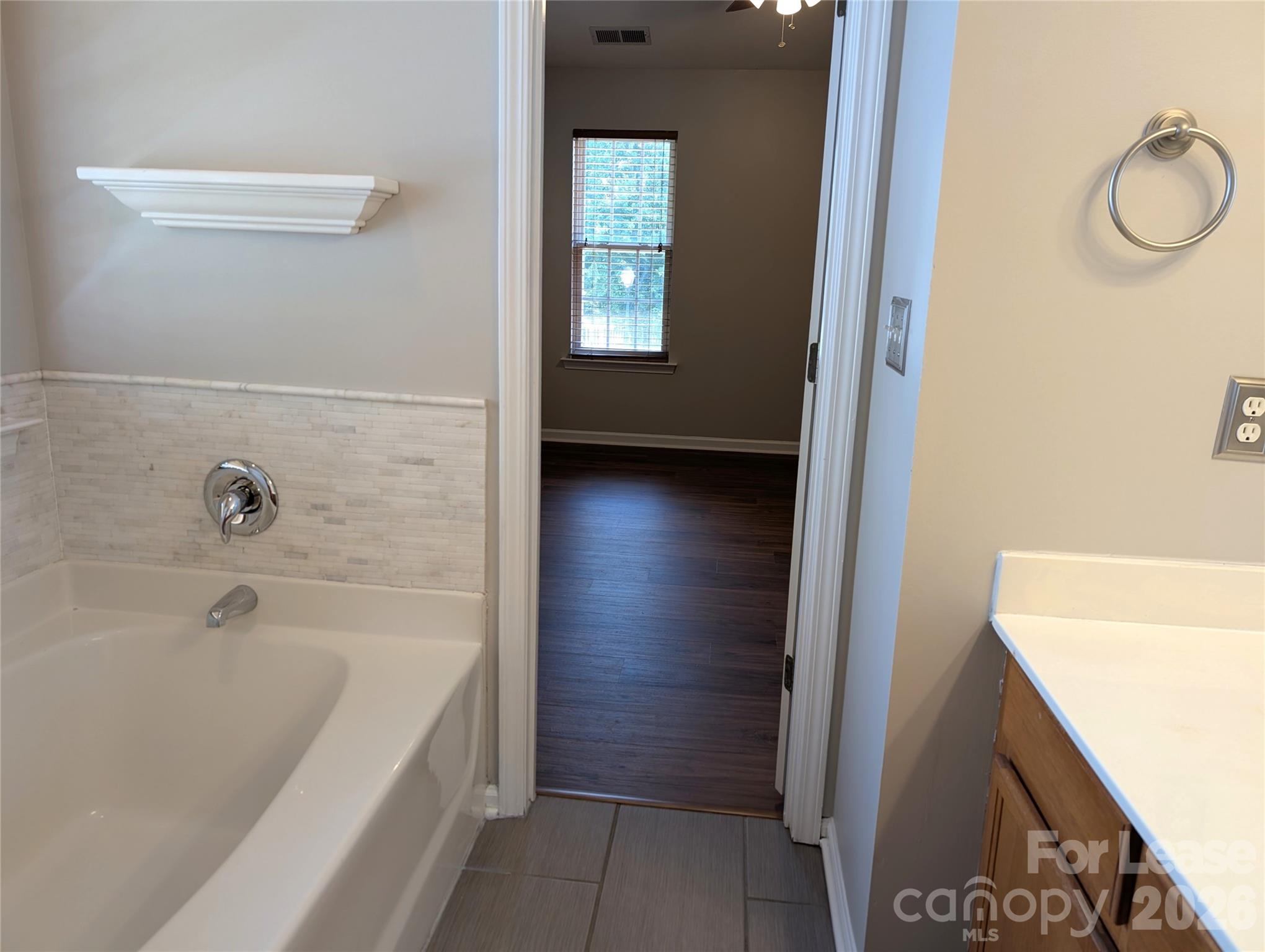 9935 Redbud Tree Court Property Photo 14