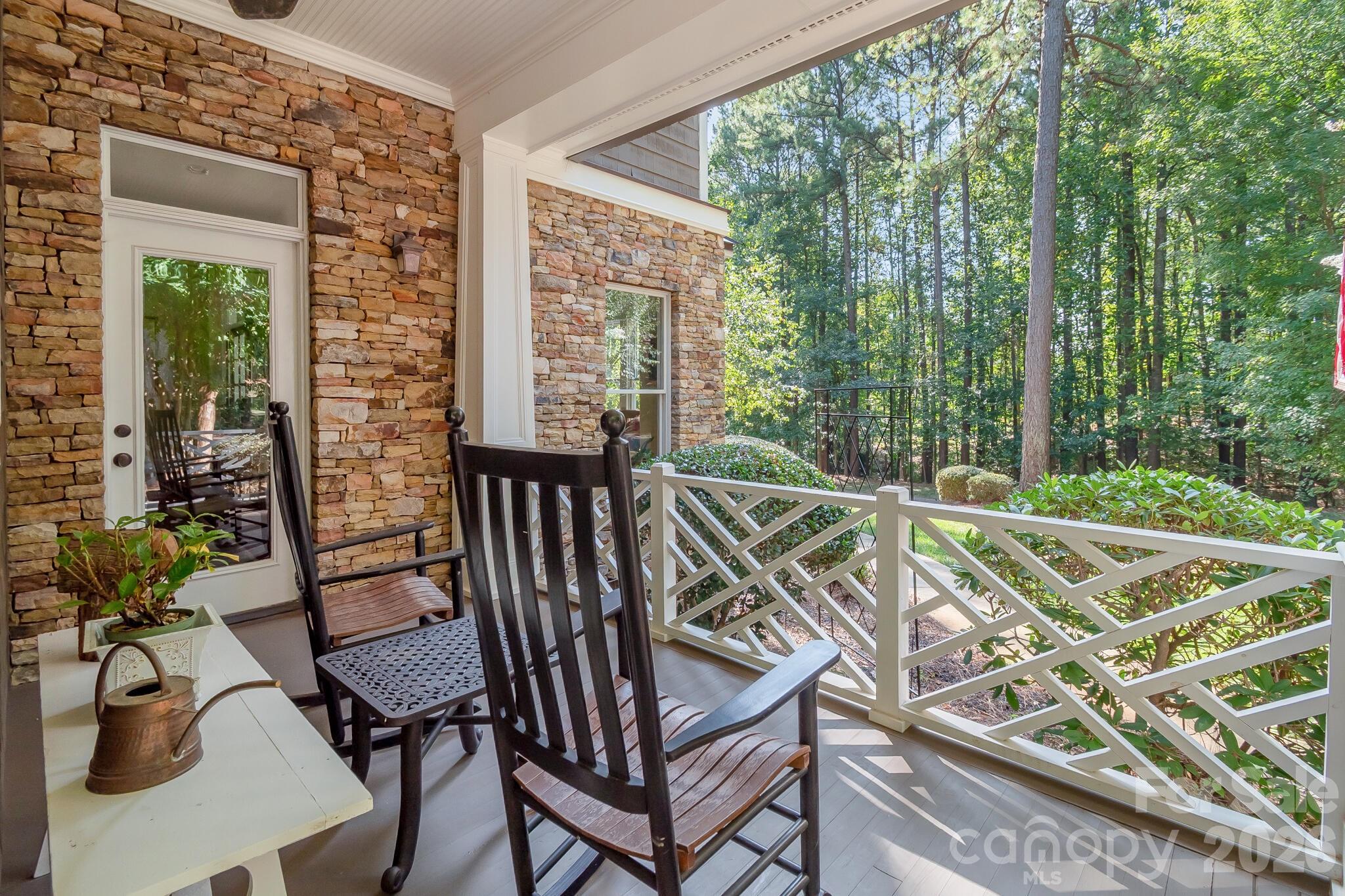 121 Seabury Drive Property Photo 2