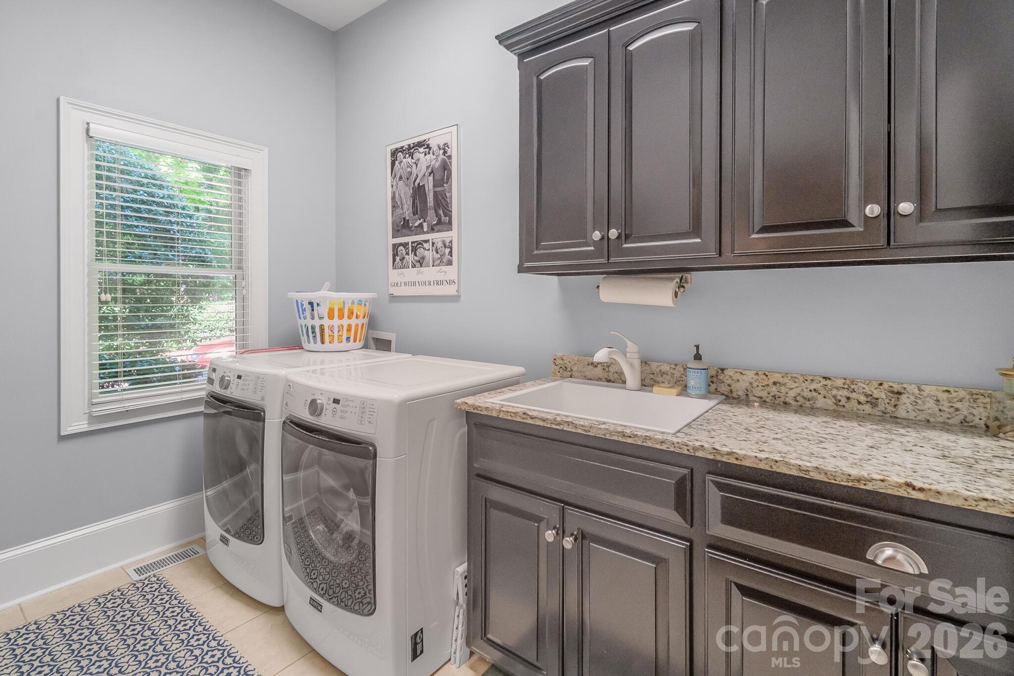 121 Seabury Drive Property Photo 13
