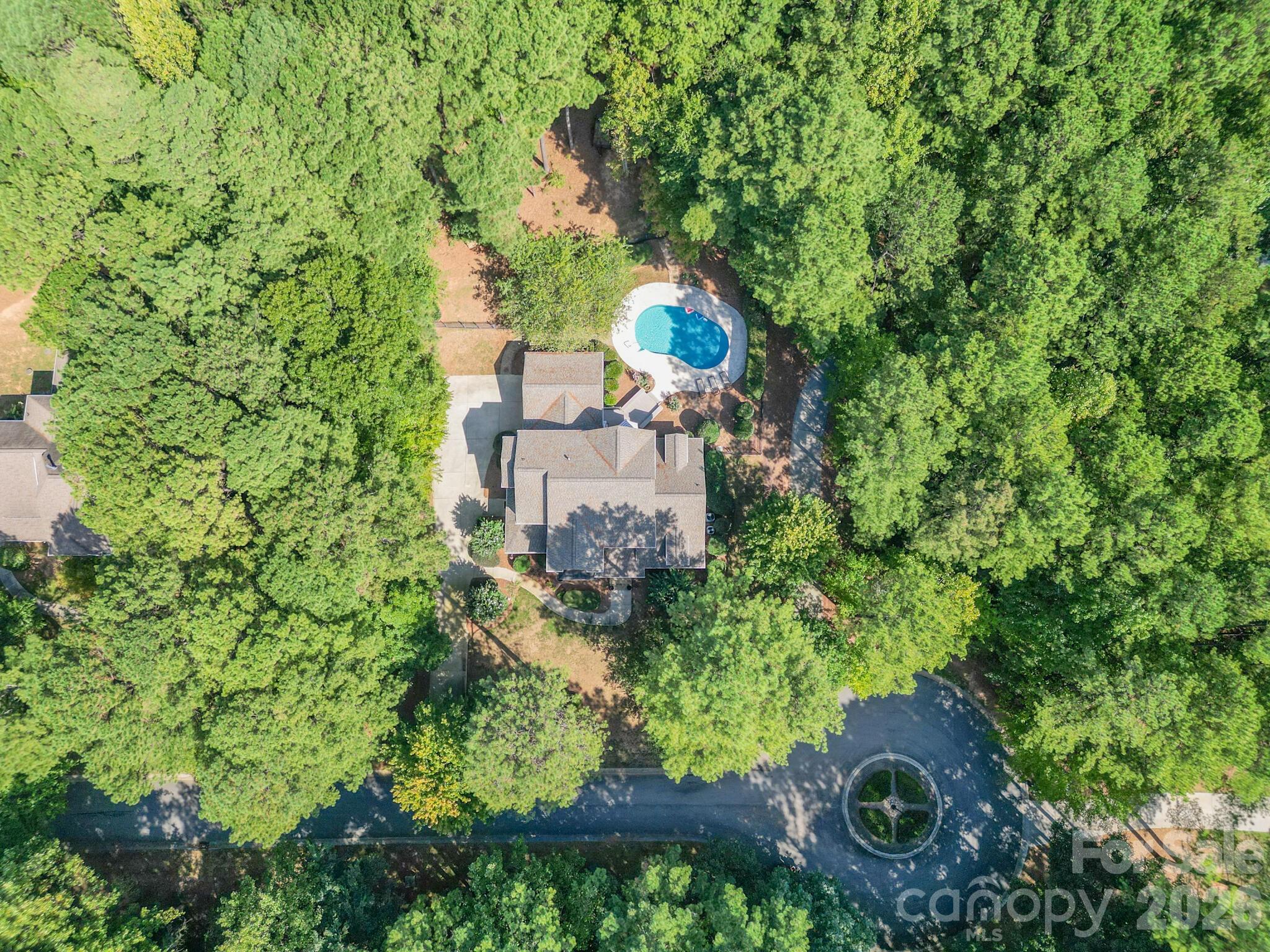 121 Seabury Drive Property Photo 33