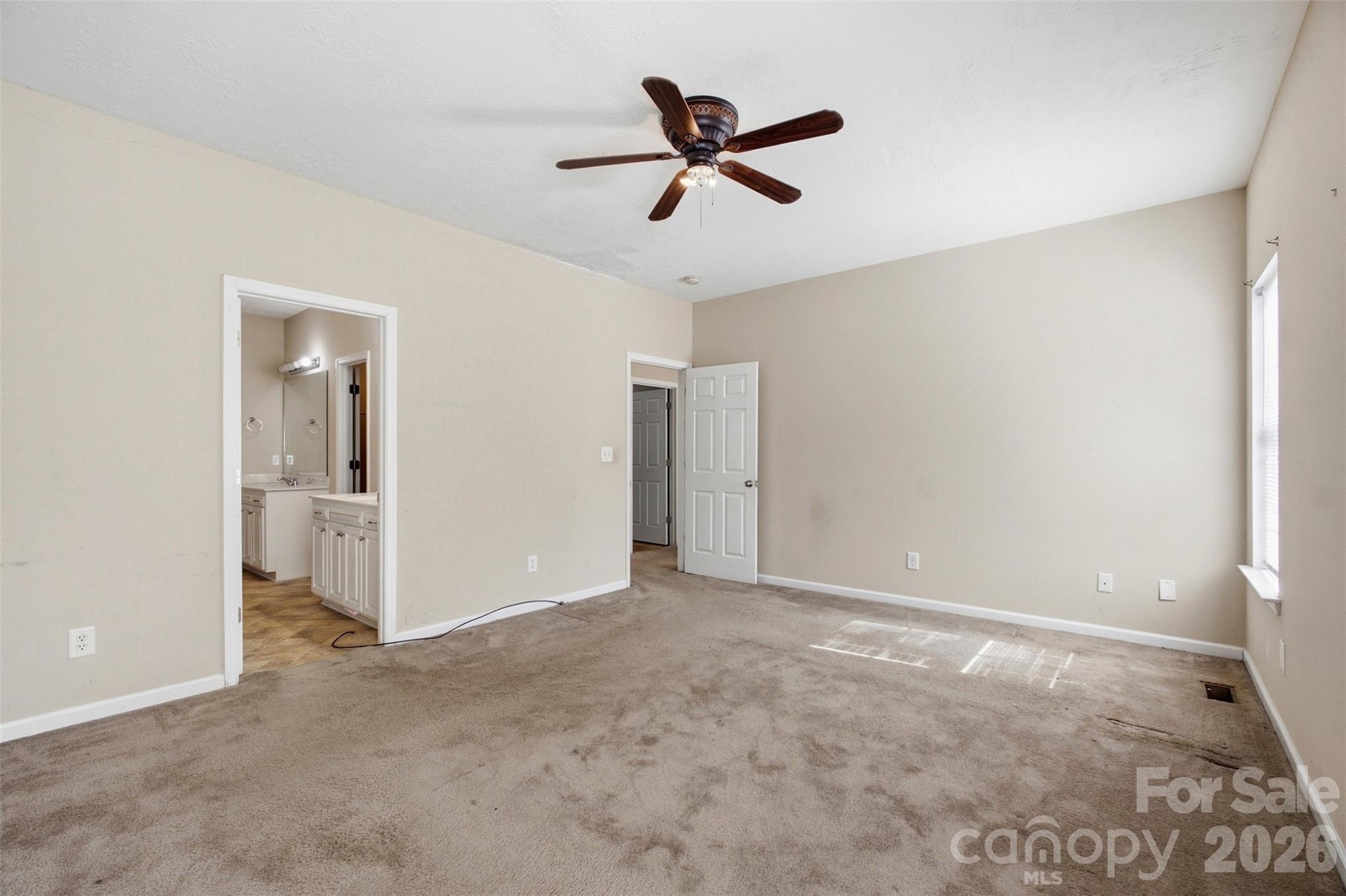 235 Summer Place Drive Property Photo 15