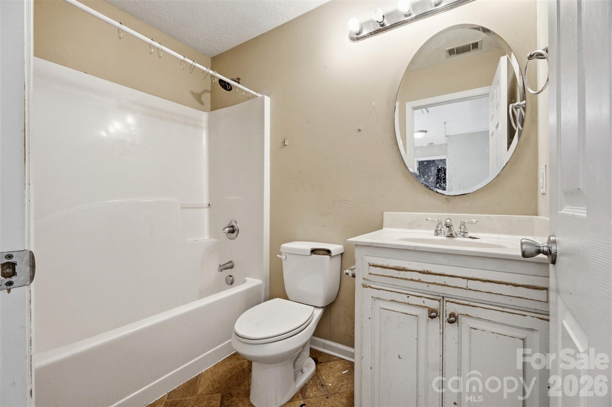 235 Summer Place Drive Property Photo 23
