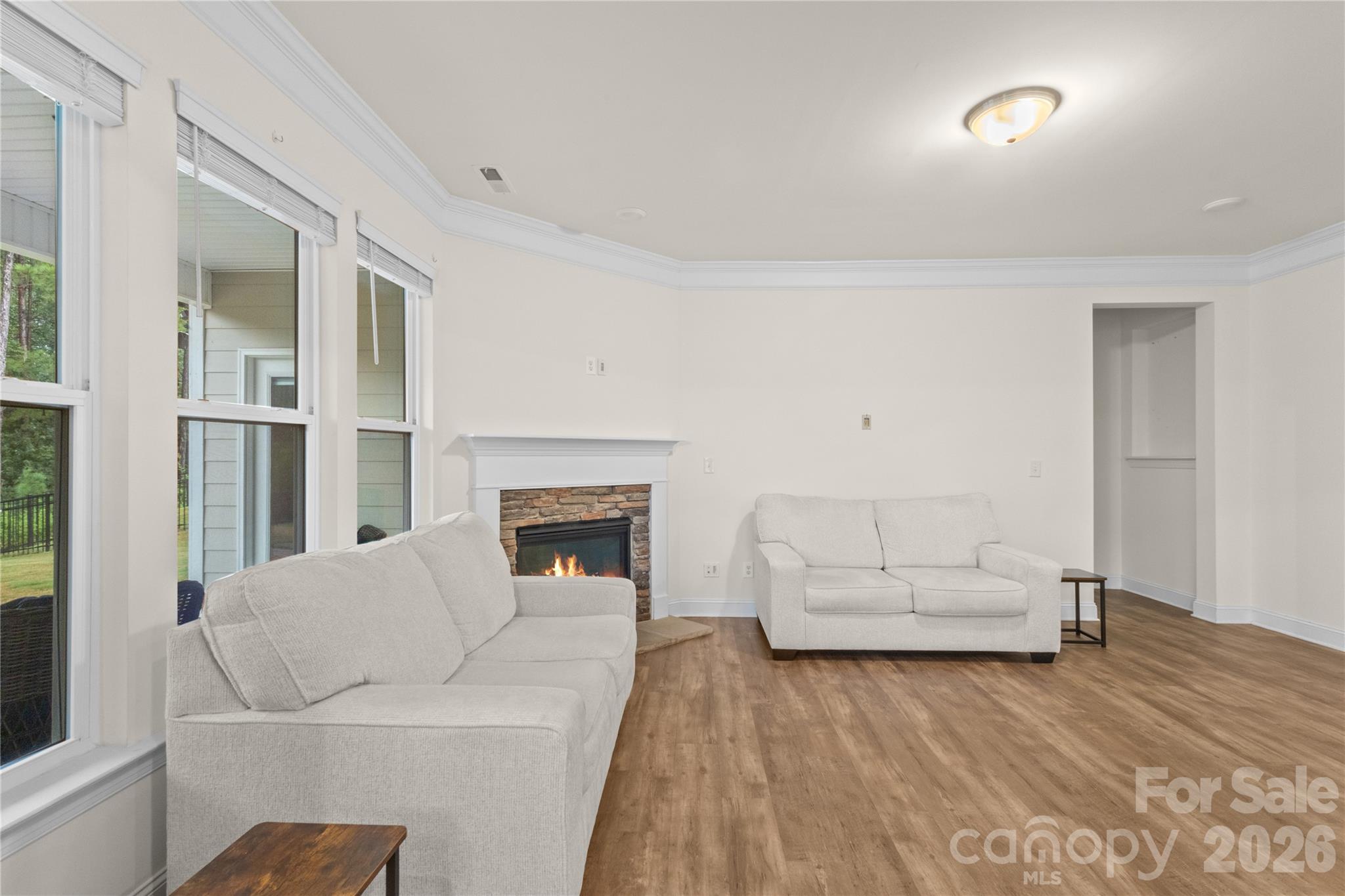 4020 Clapton Drive Property Photo 7