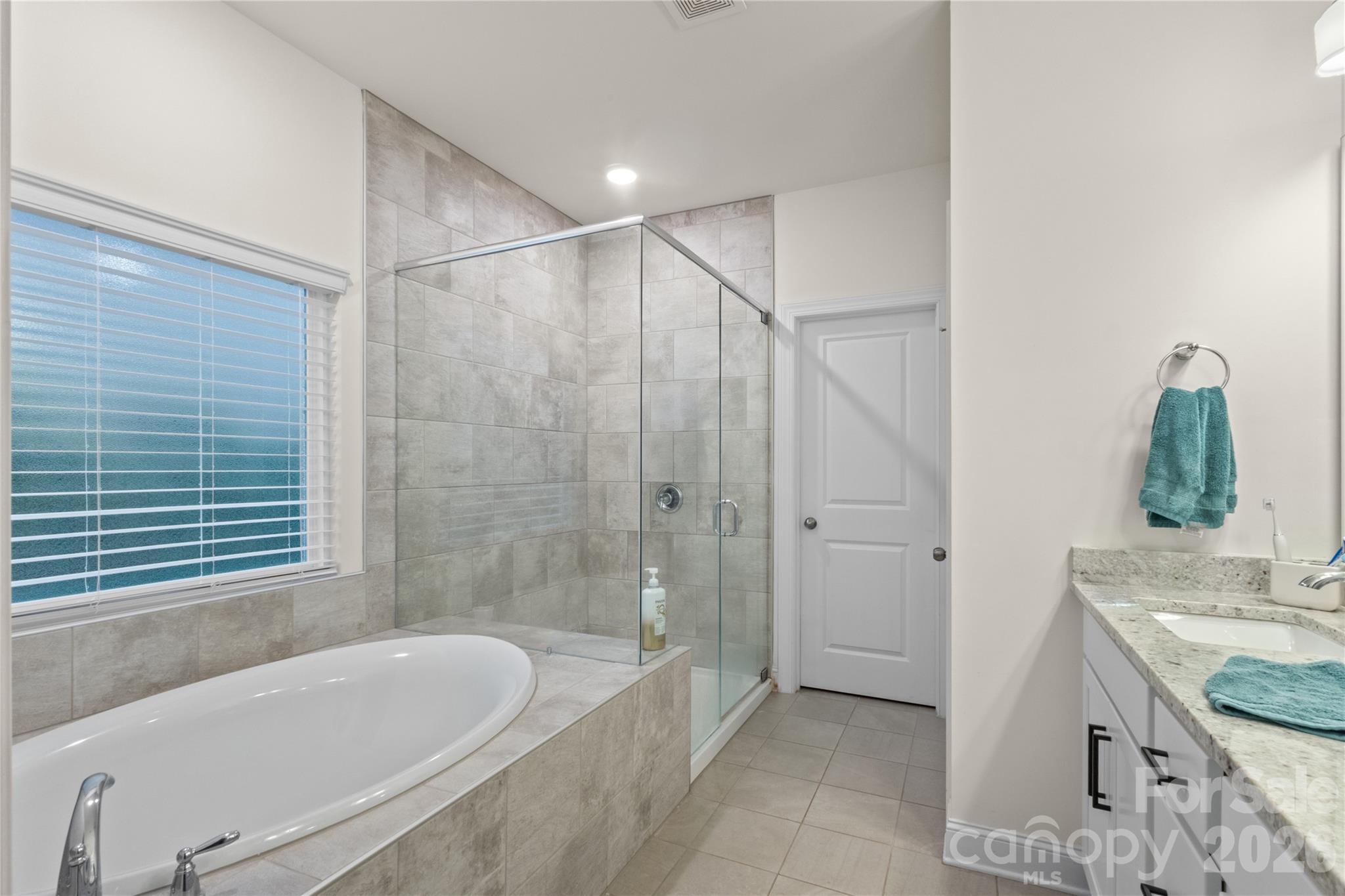 4020 Clapton Drive Property Photo 17