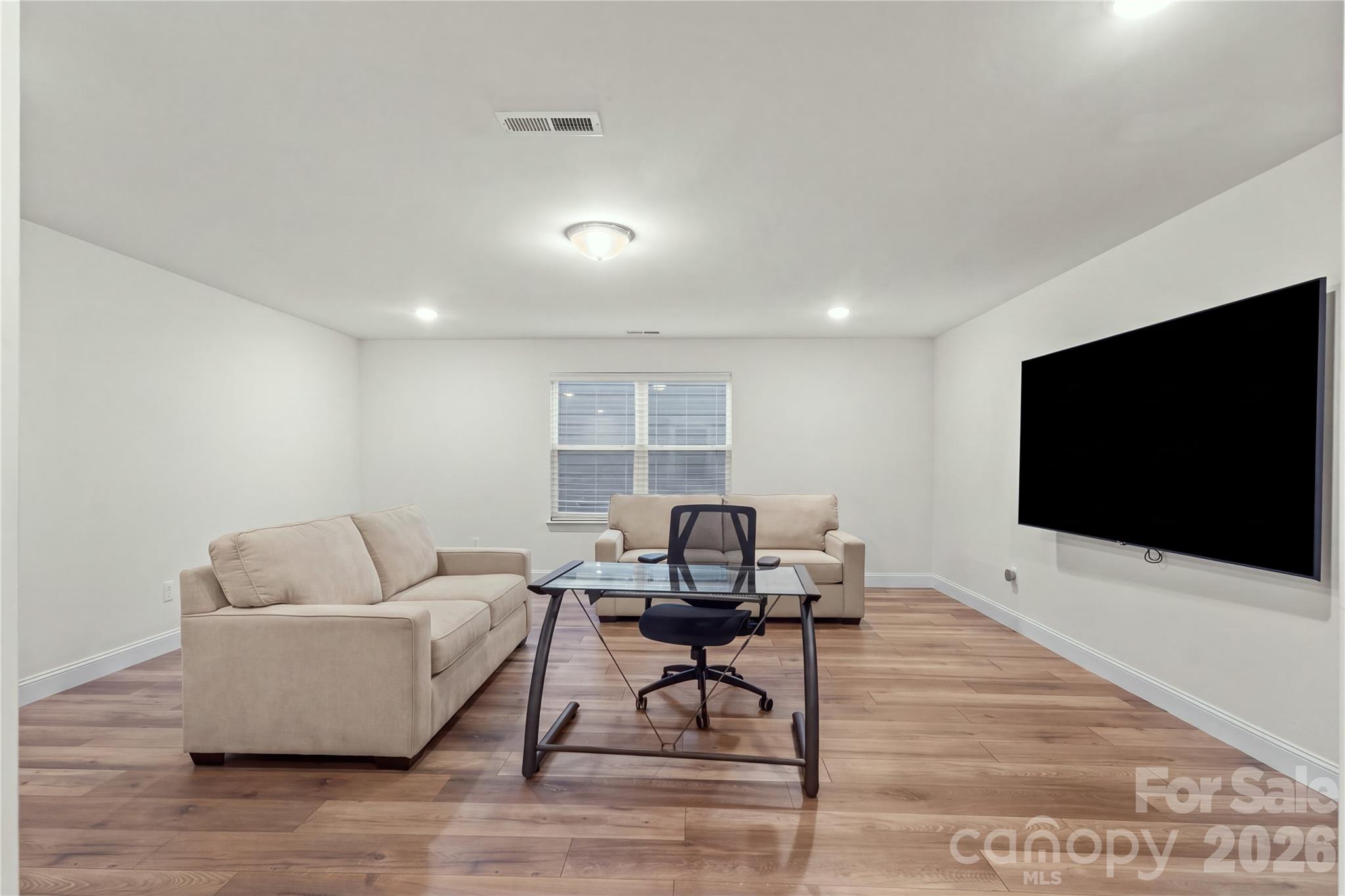 4020 Clapton Drive Property Photo 20