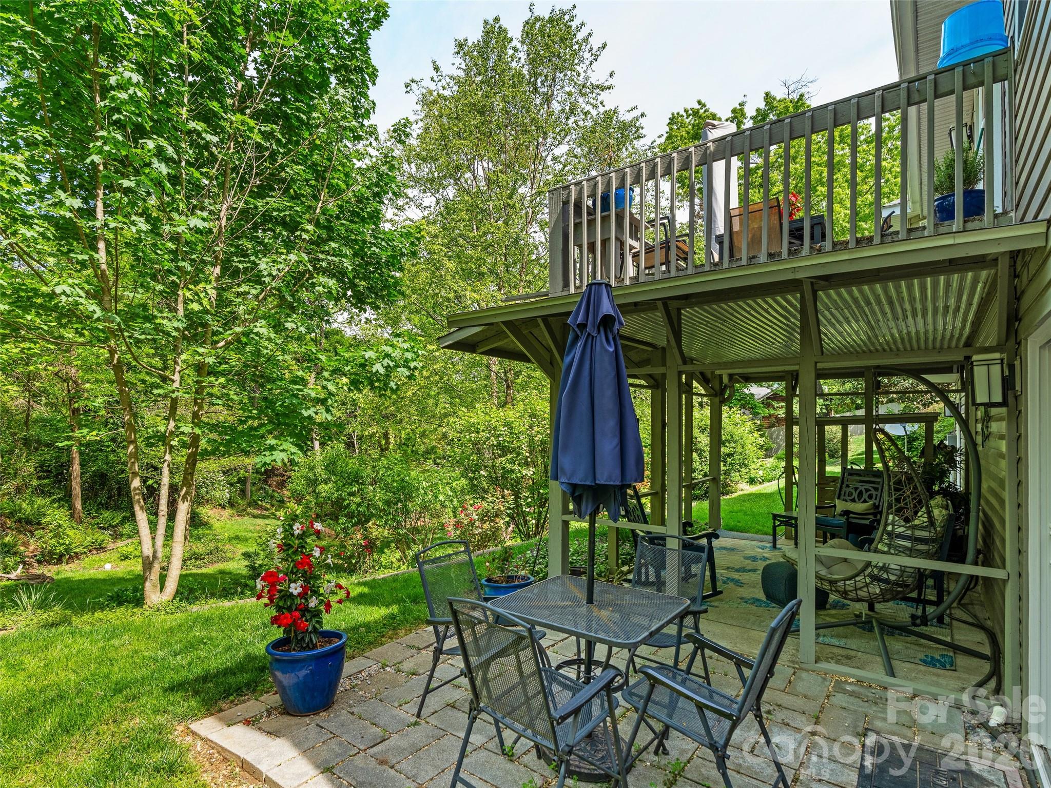 15 Baird Alley Property Photo 10