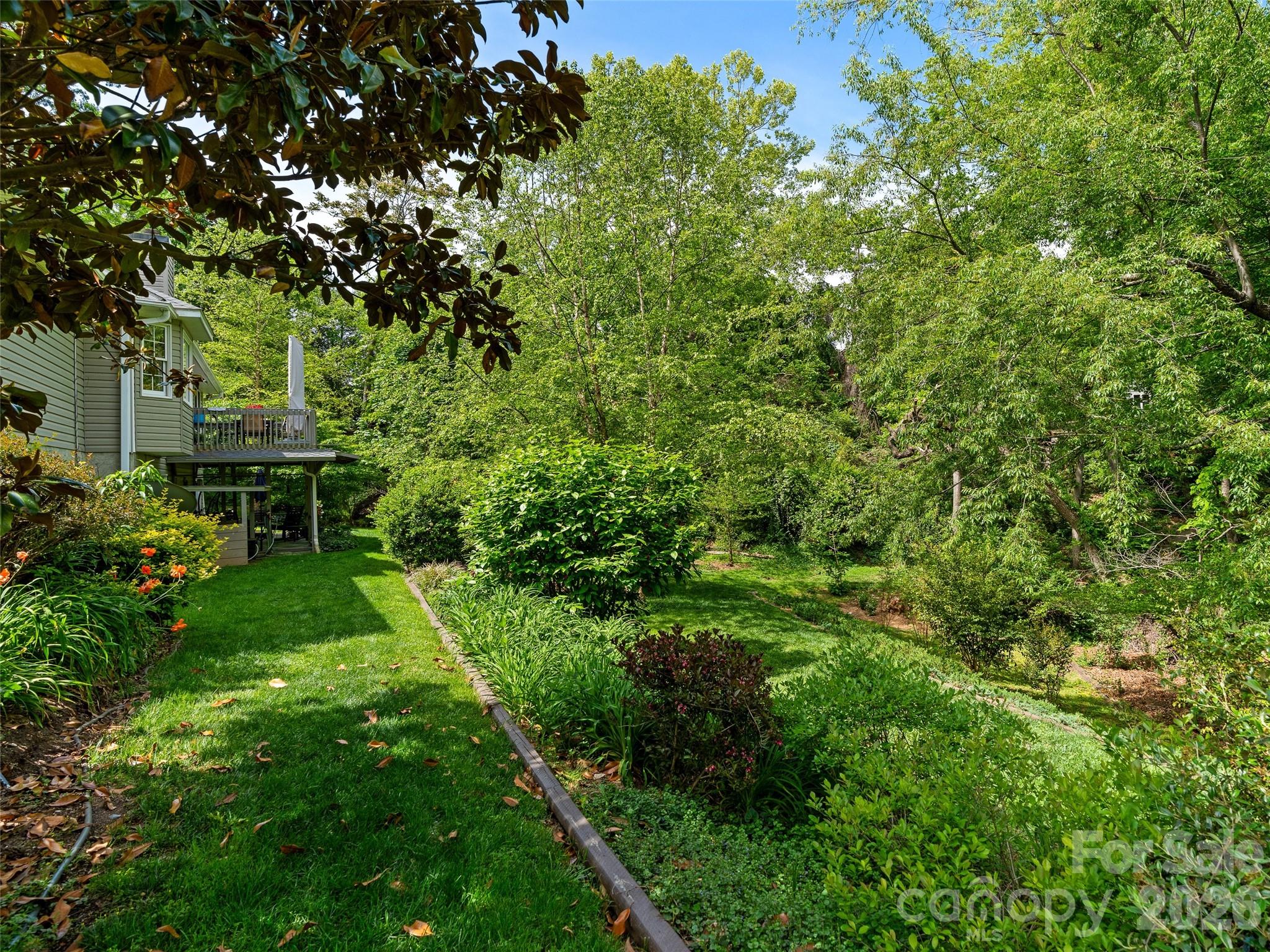 15 Baird Alley Property Photo 14