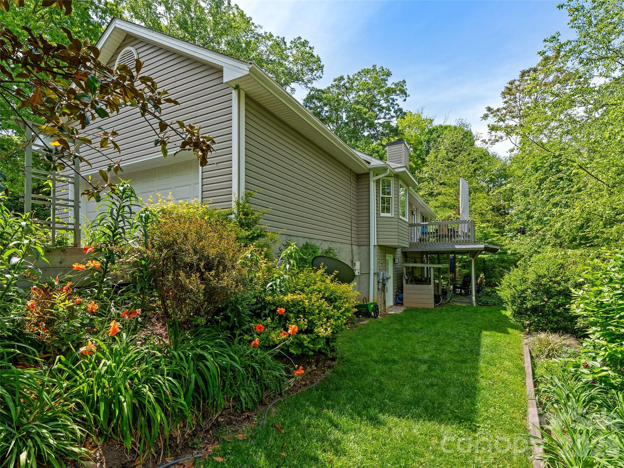 15 Baird Alley Property Photo 15