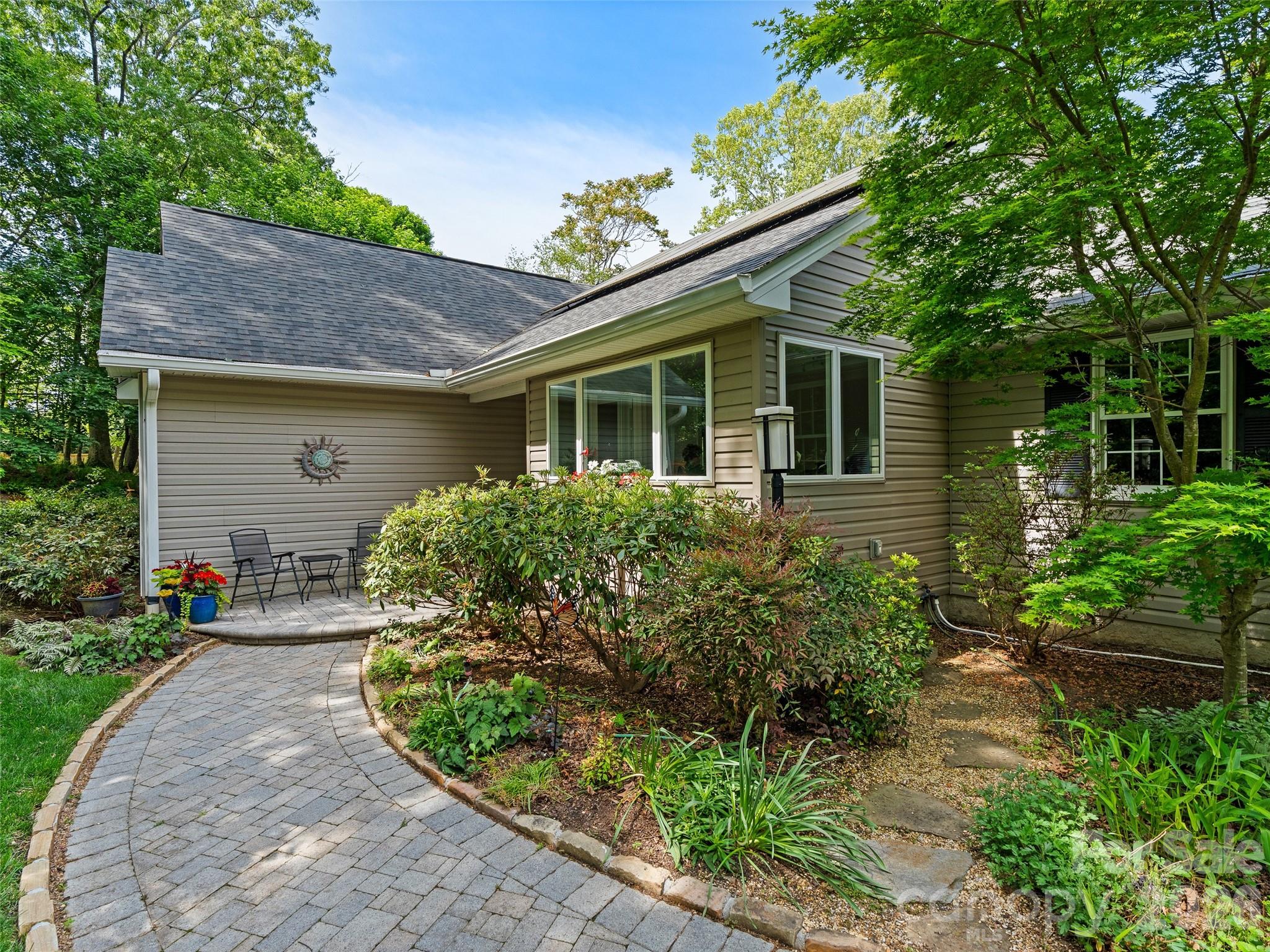 15 Baird Alley Property Photo 16