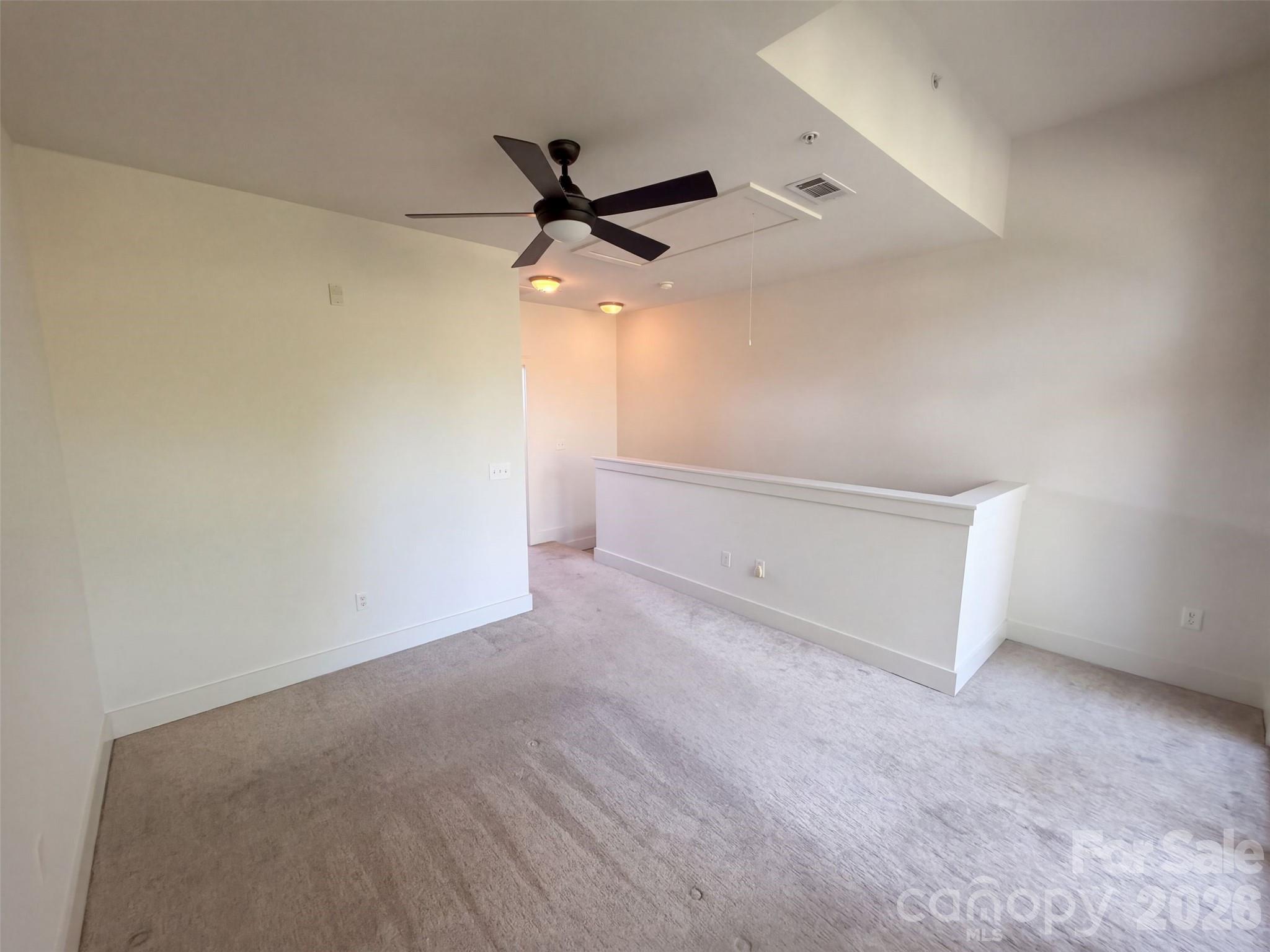 542 N Mcdowell Street Property Photo 14