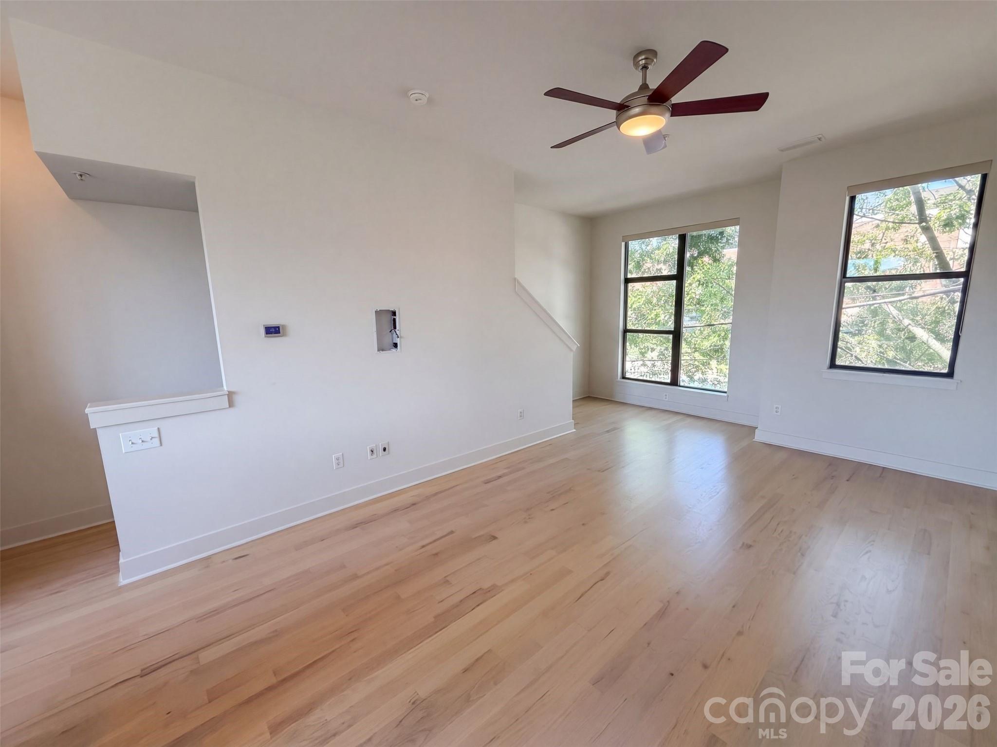 542 N Mcdowell Street Property Photo 24