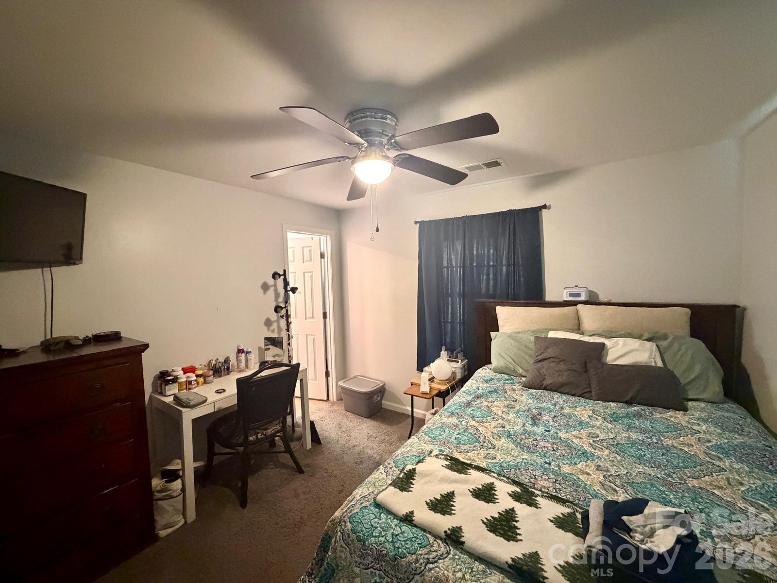 284 Salem Street Property Photo 10