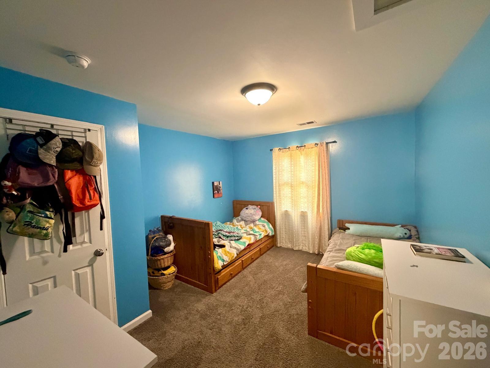 284 Salem Street Property Photo 13