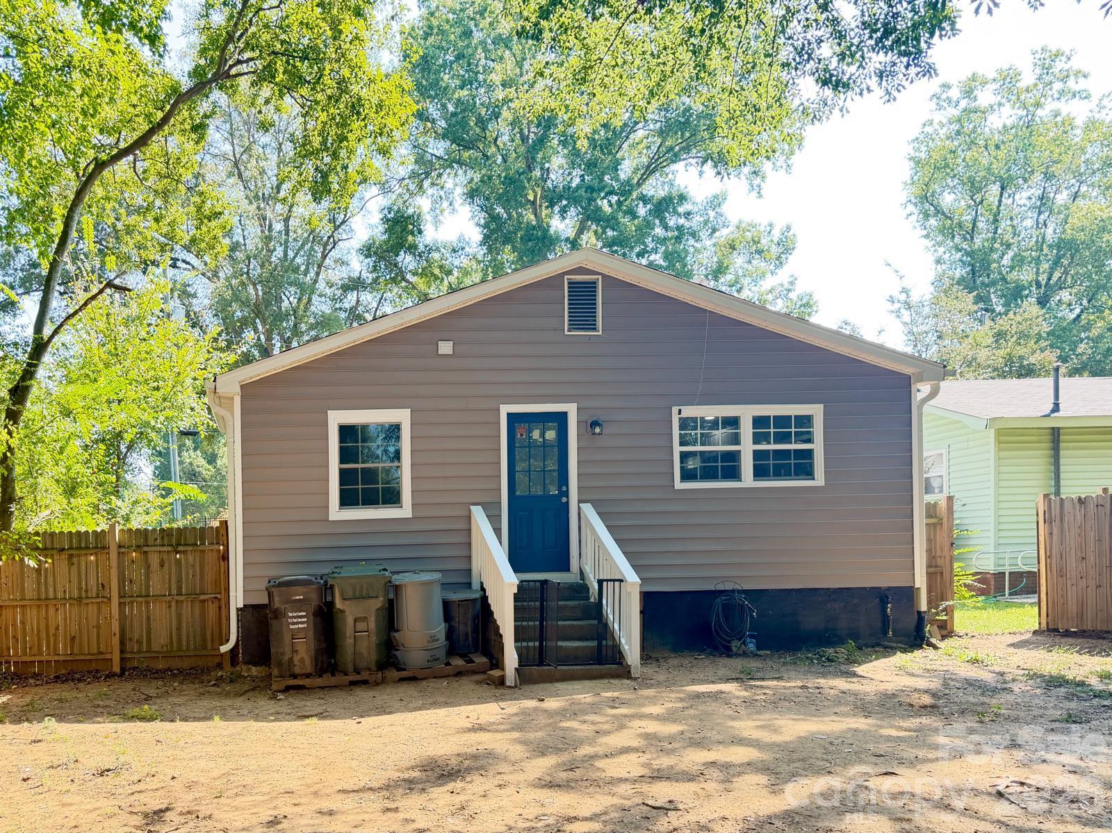 284 Salem Street Property Photo 19