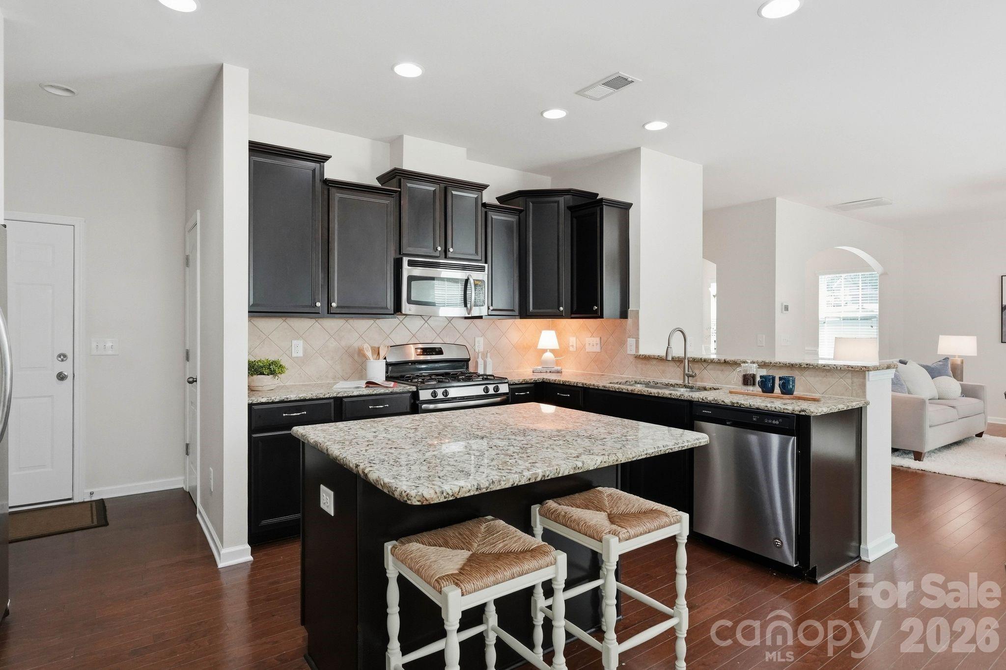 3309 Wicklow Lane Property Photo 10