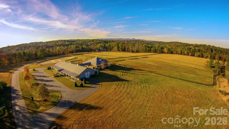 2540 Paddock Circle Property Photo 7