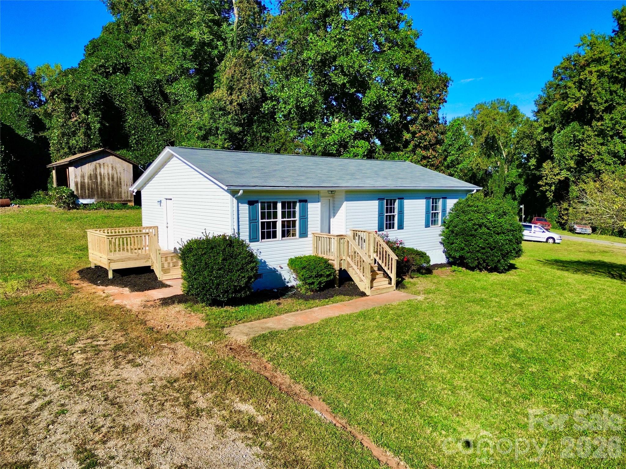 2130 Haven Circle Property Photo 1