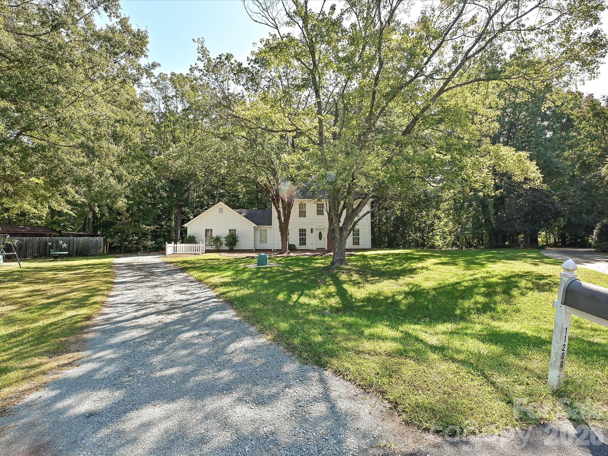 11200 Walking Horse Lane Property Photo 1