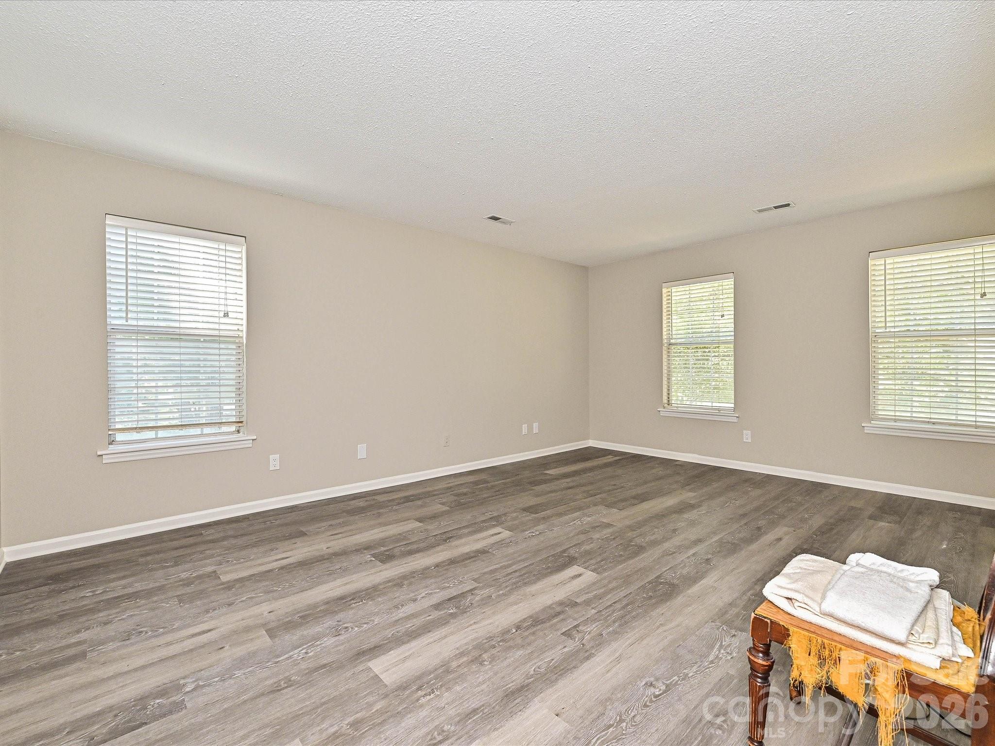 11200 Walking Horse Lane Property Photo 23