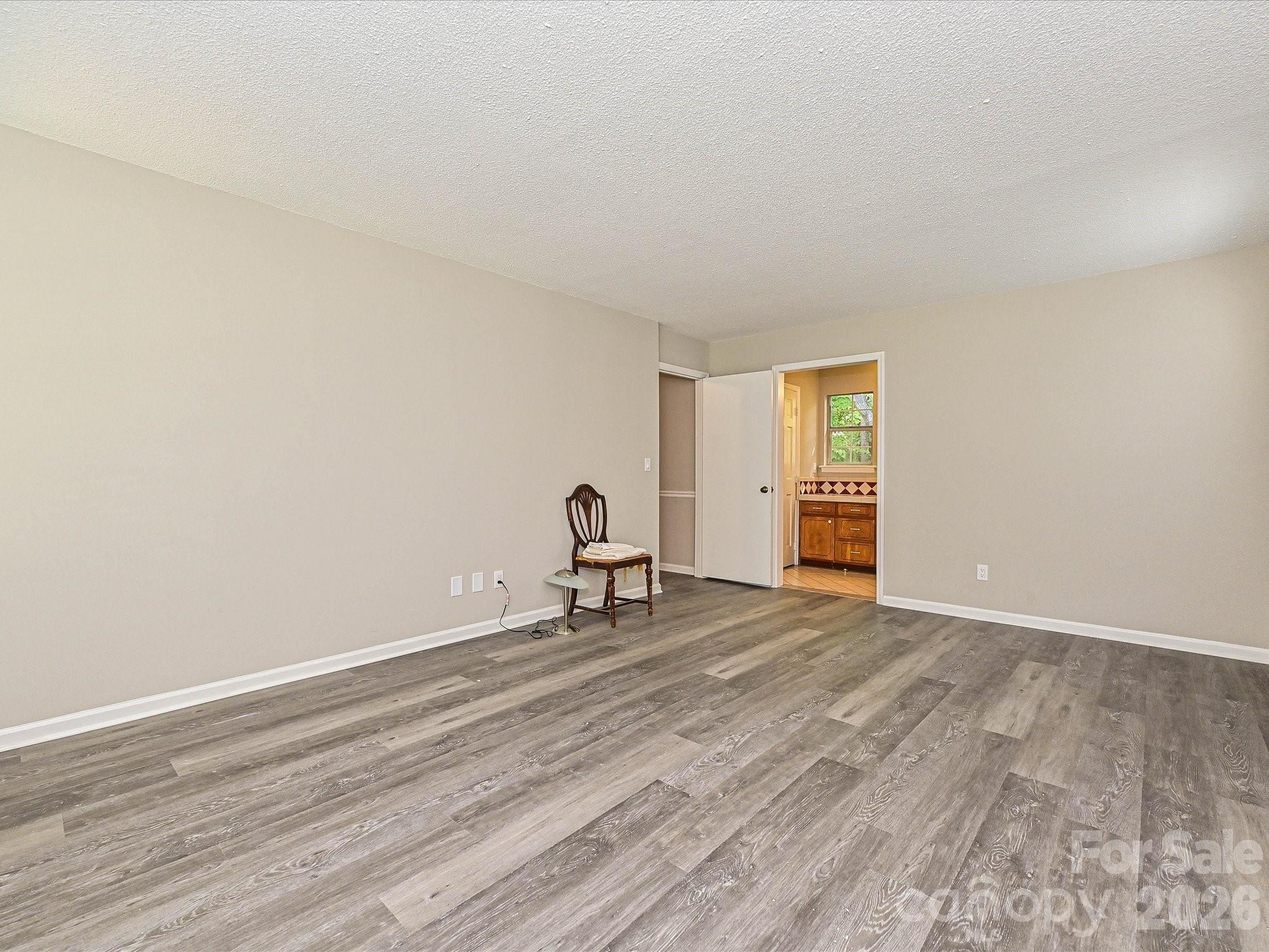 11200 Walking Horse Lane Property Photo 24