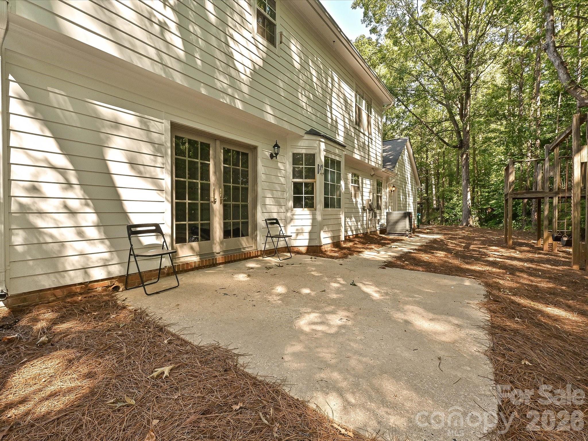 11200 Walking Horse Lane Property Photo 29